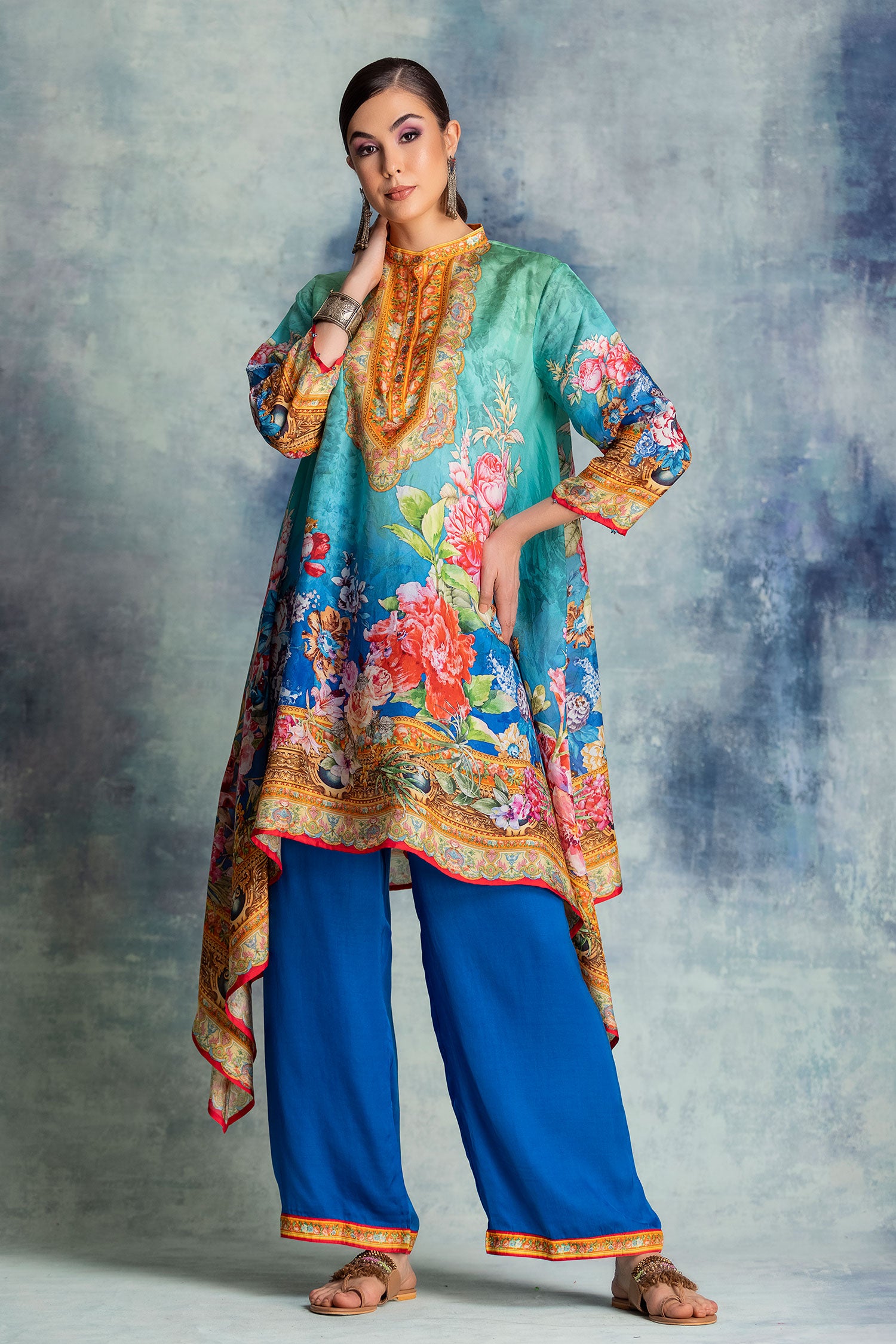 Roses : Navya - Blue