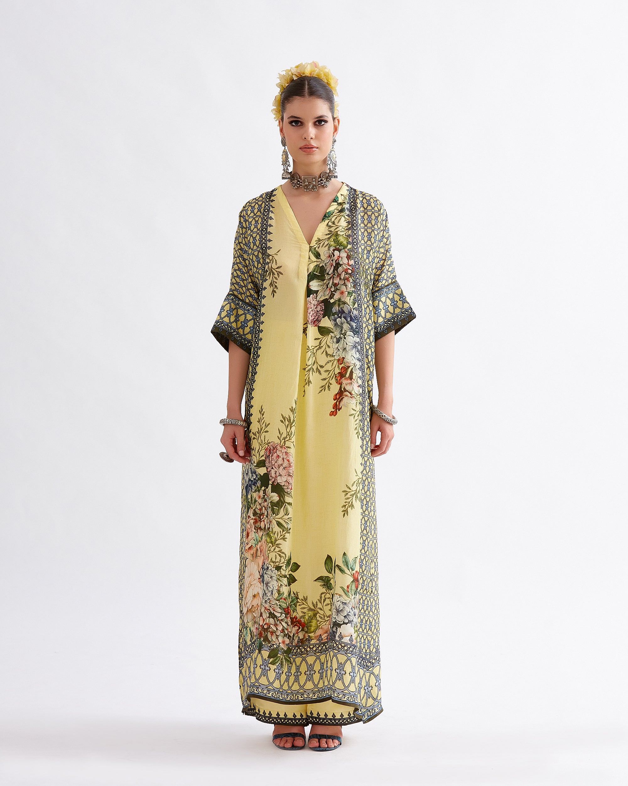 A Notting Hill Summer : Banera - Buttercup