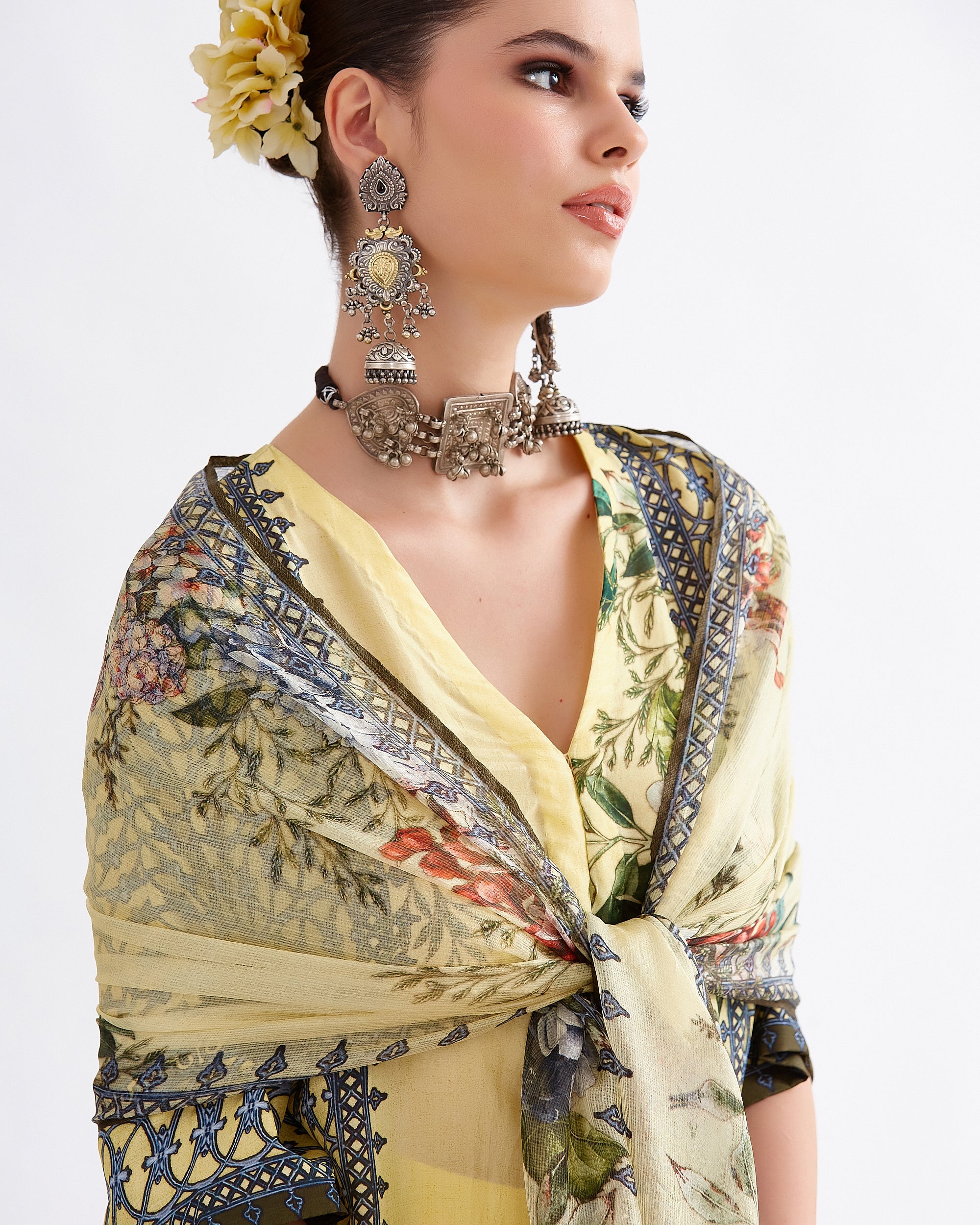 A Notting Hill Summer : Banera - Buttercup