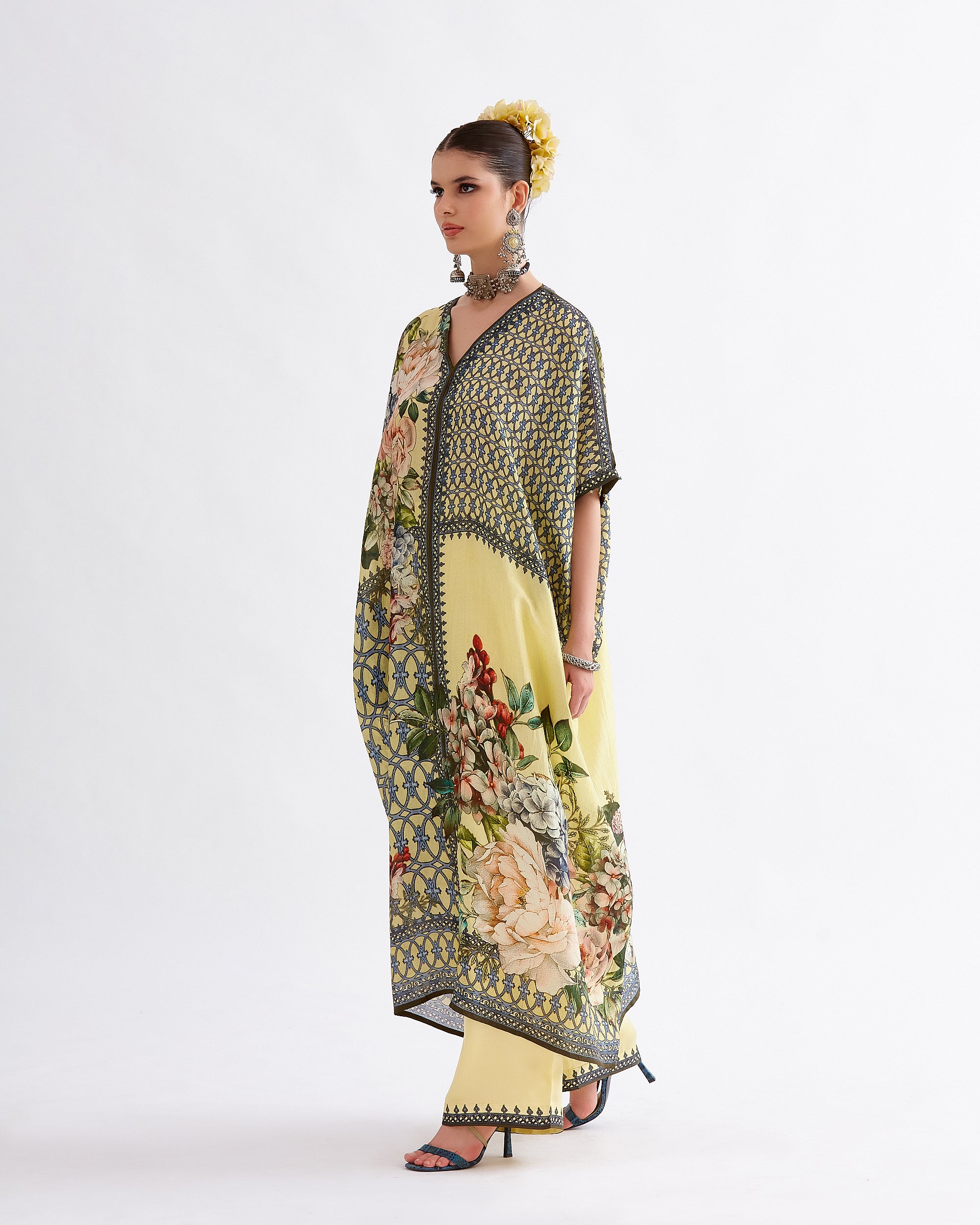 A Notting Hill Summer : Majida - Buttercup