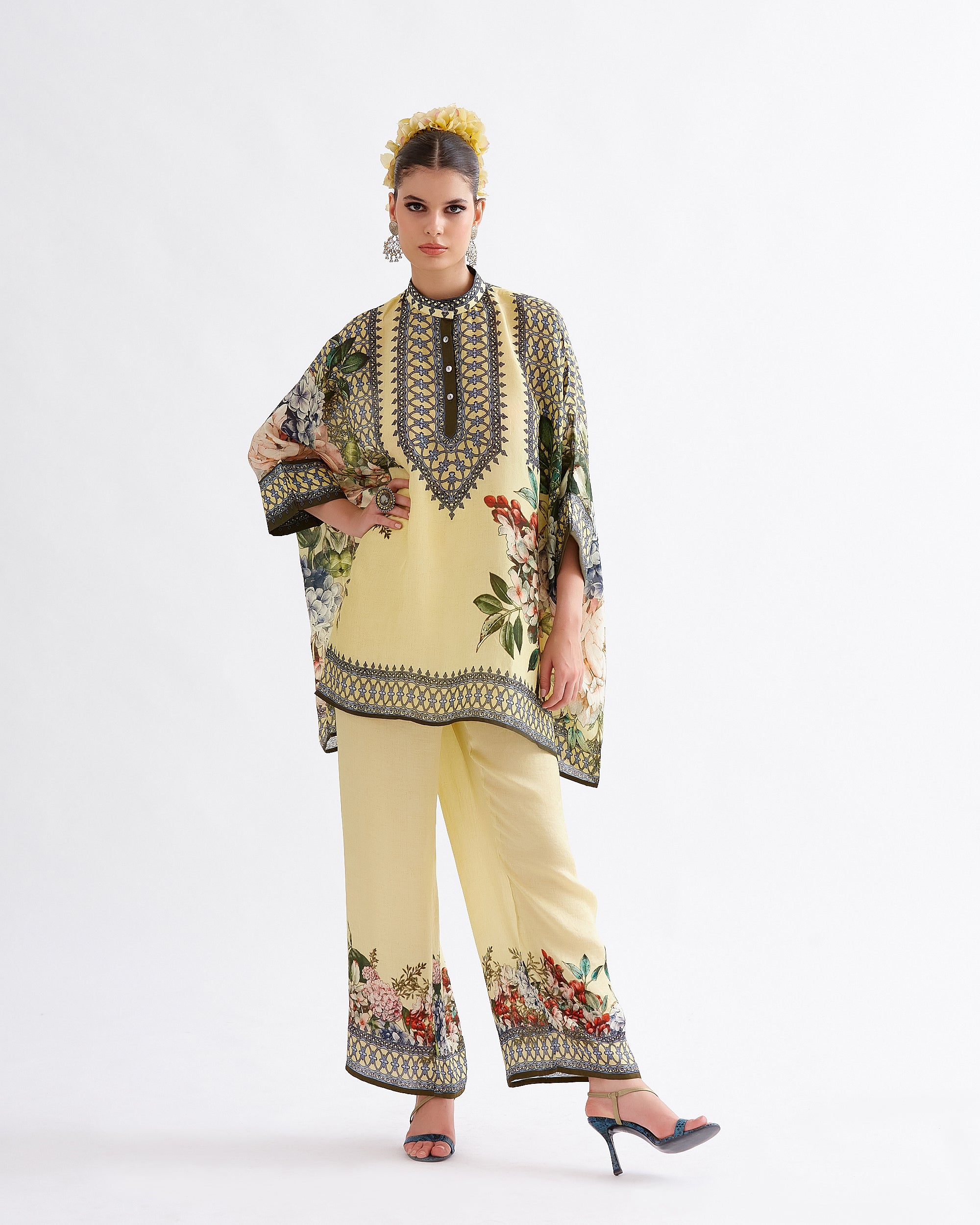 A Notting Hill Summer : Chanel - Buttercup