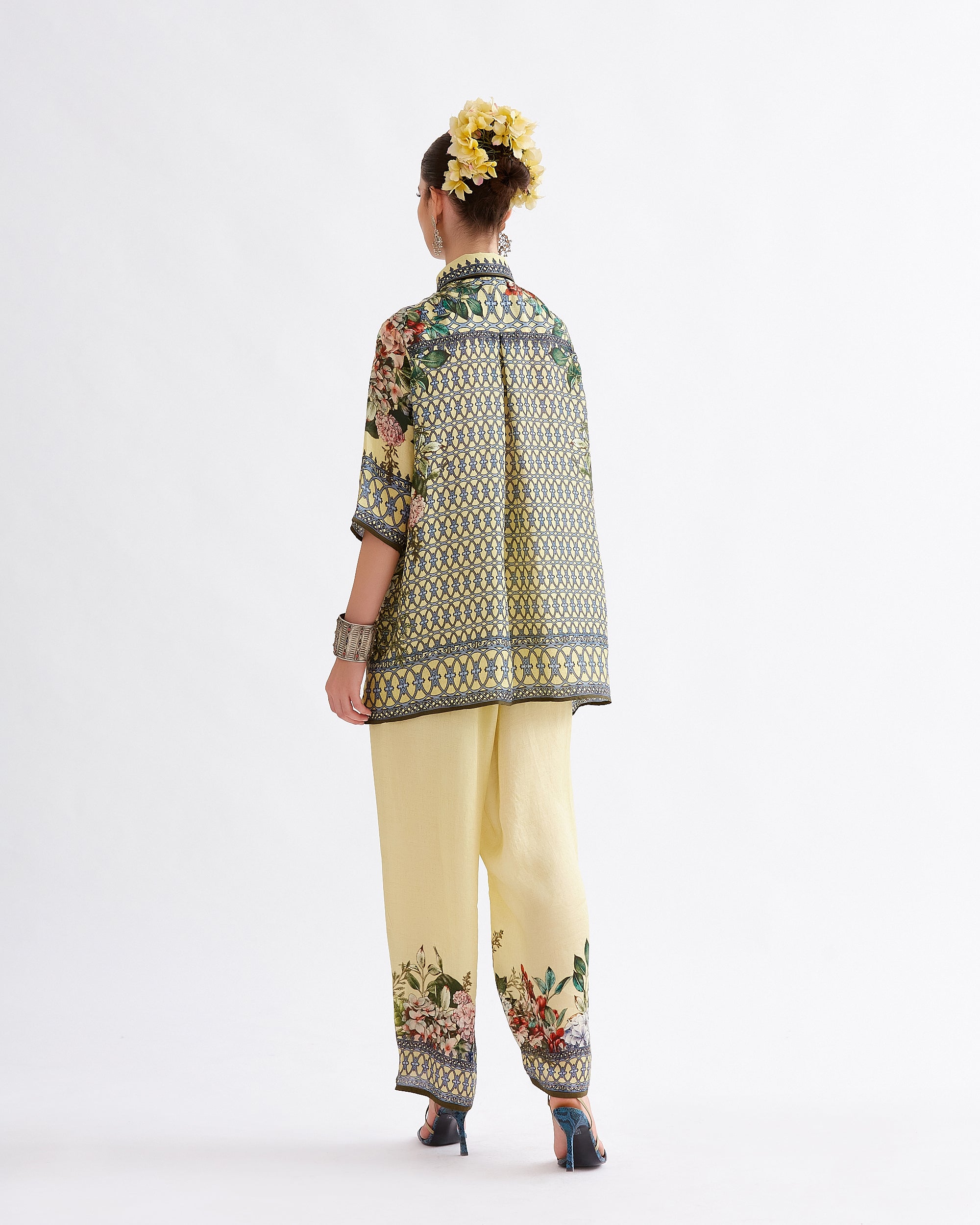 A Notting Hill Summer : Maizah - Buttercup