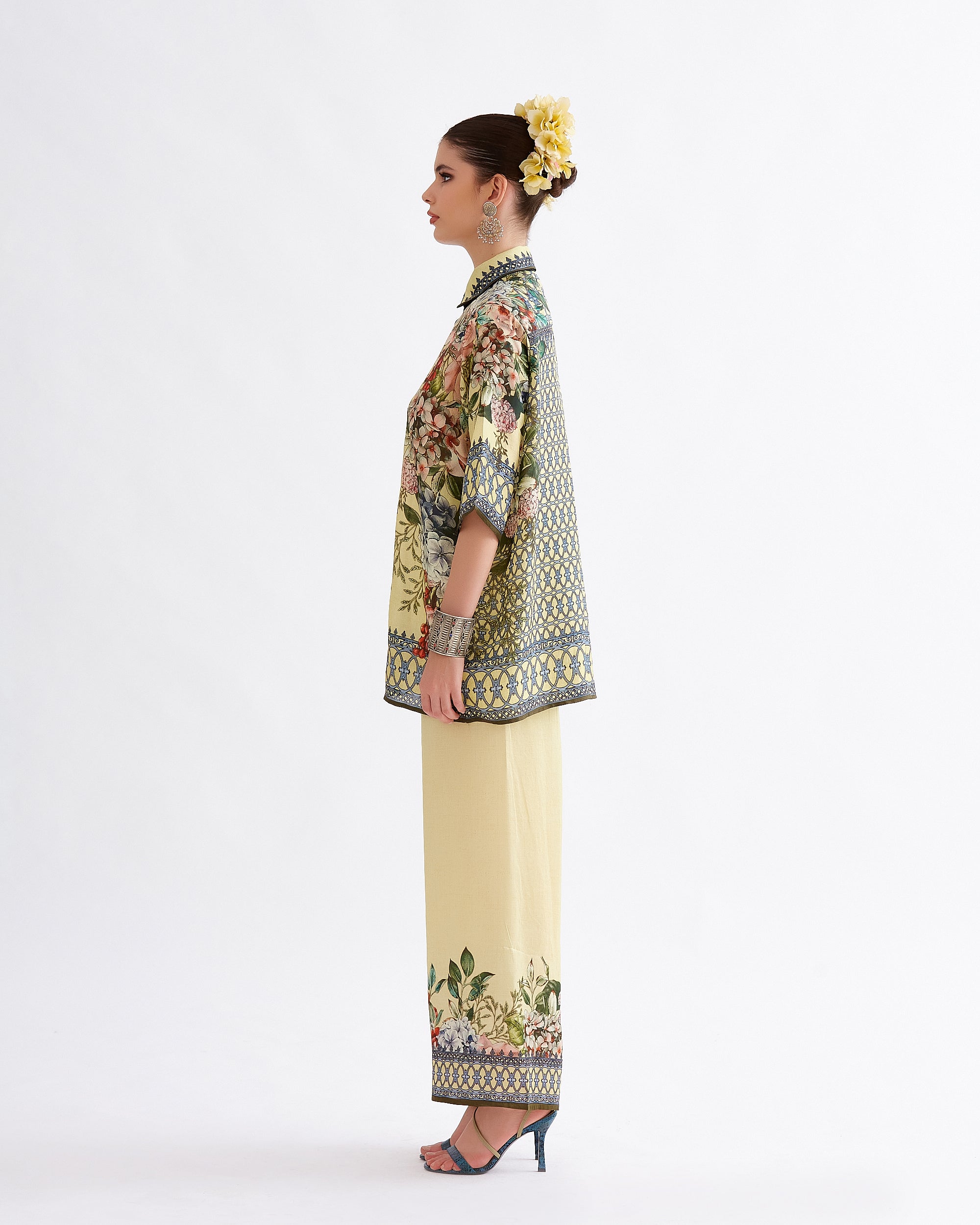 A Notting Hill Summer : Maizah - Buttercup