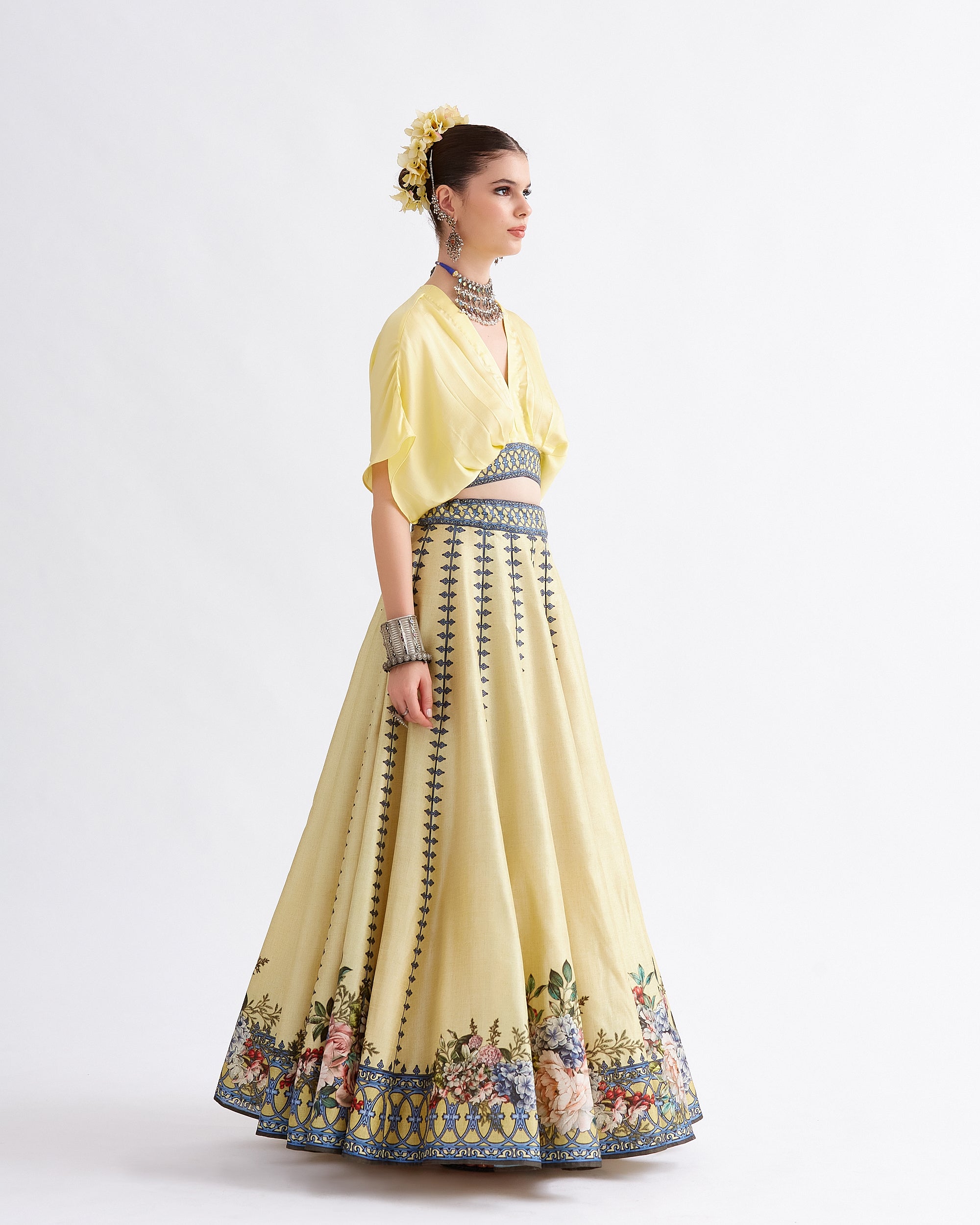A Notting Hill Summer : Leela - Buttercup