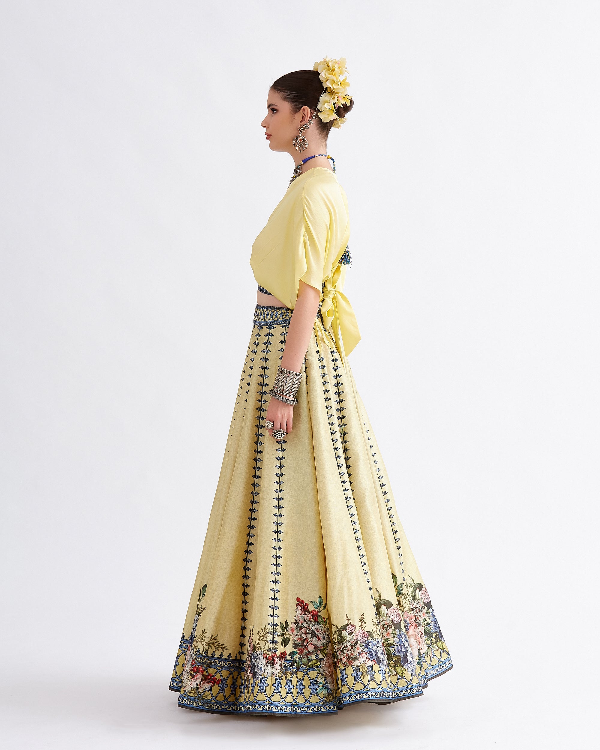 A Notting Hill Summer : Leela - Buttercup