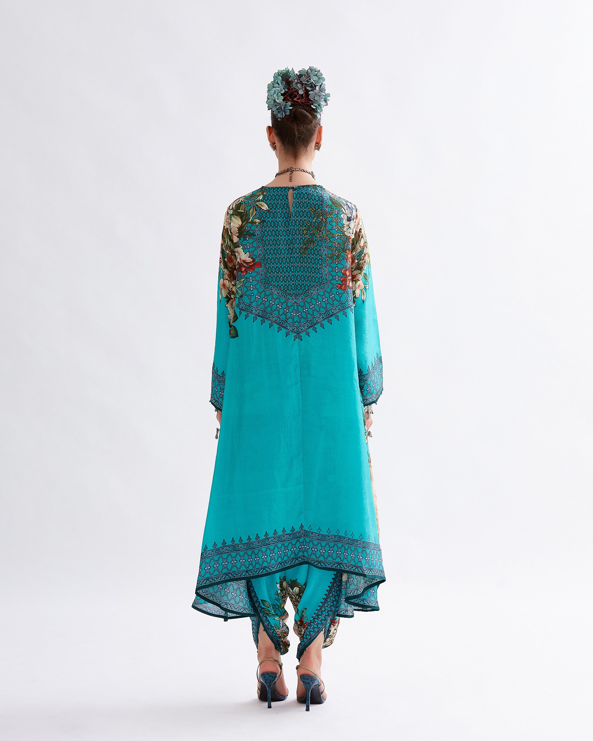 A Notting Hill Summer : Aafreen - Jade