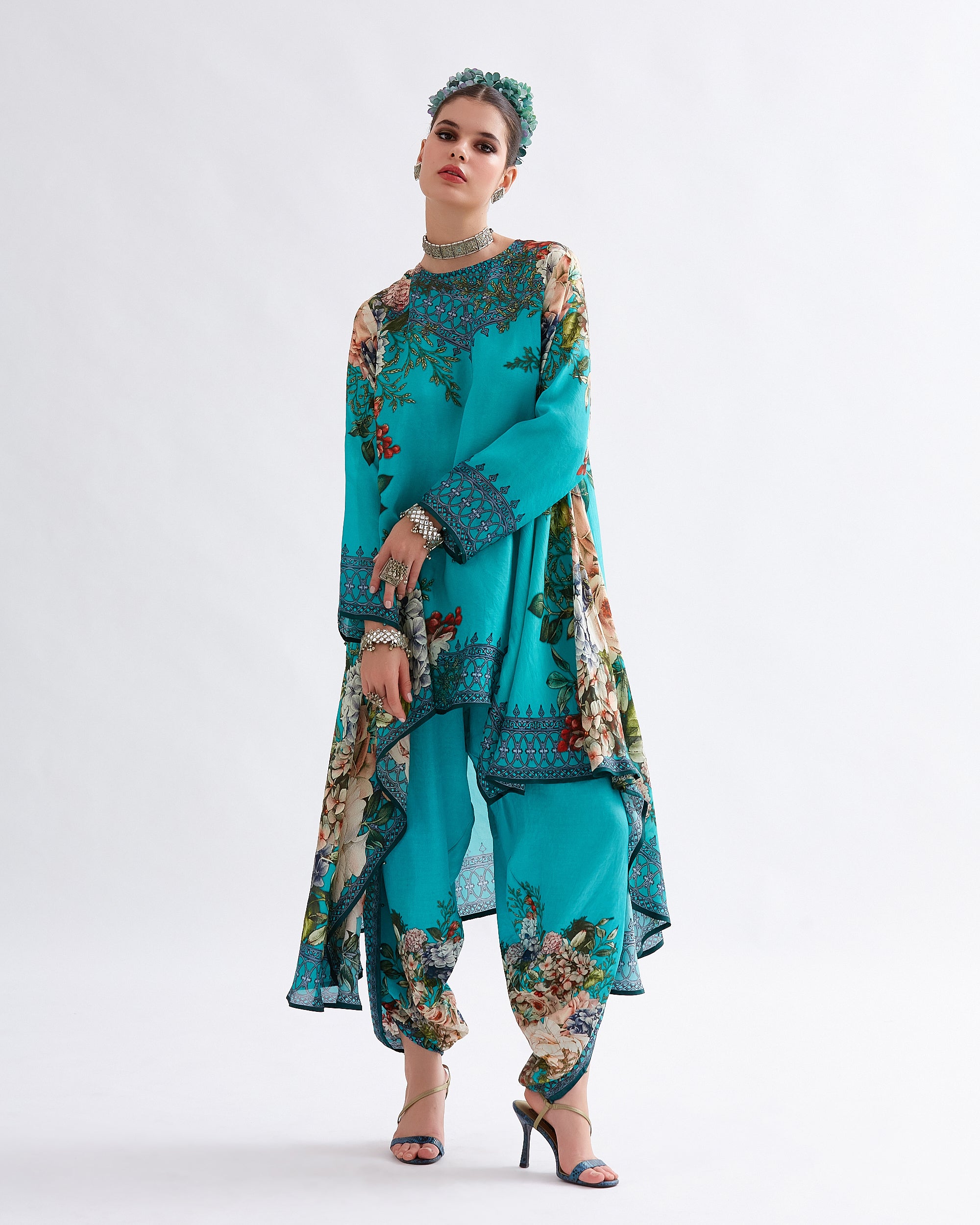 A Notting Hill Summer : Aafreen - Jade