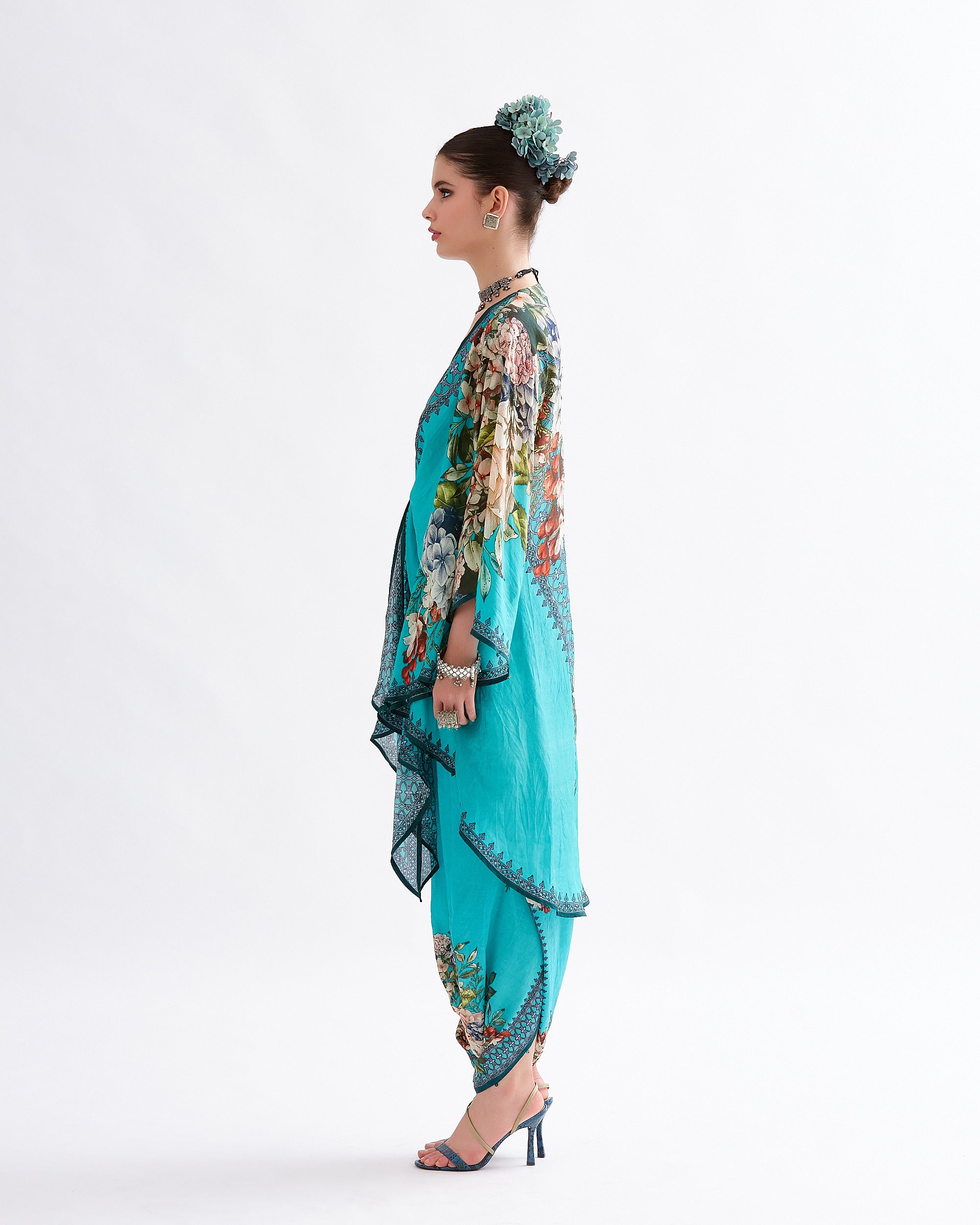 A Notting Hill Summer : Inayat - Jade