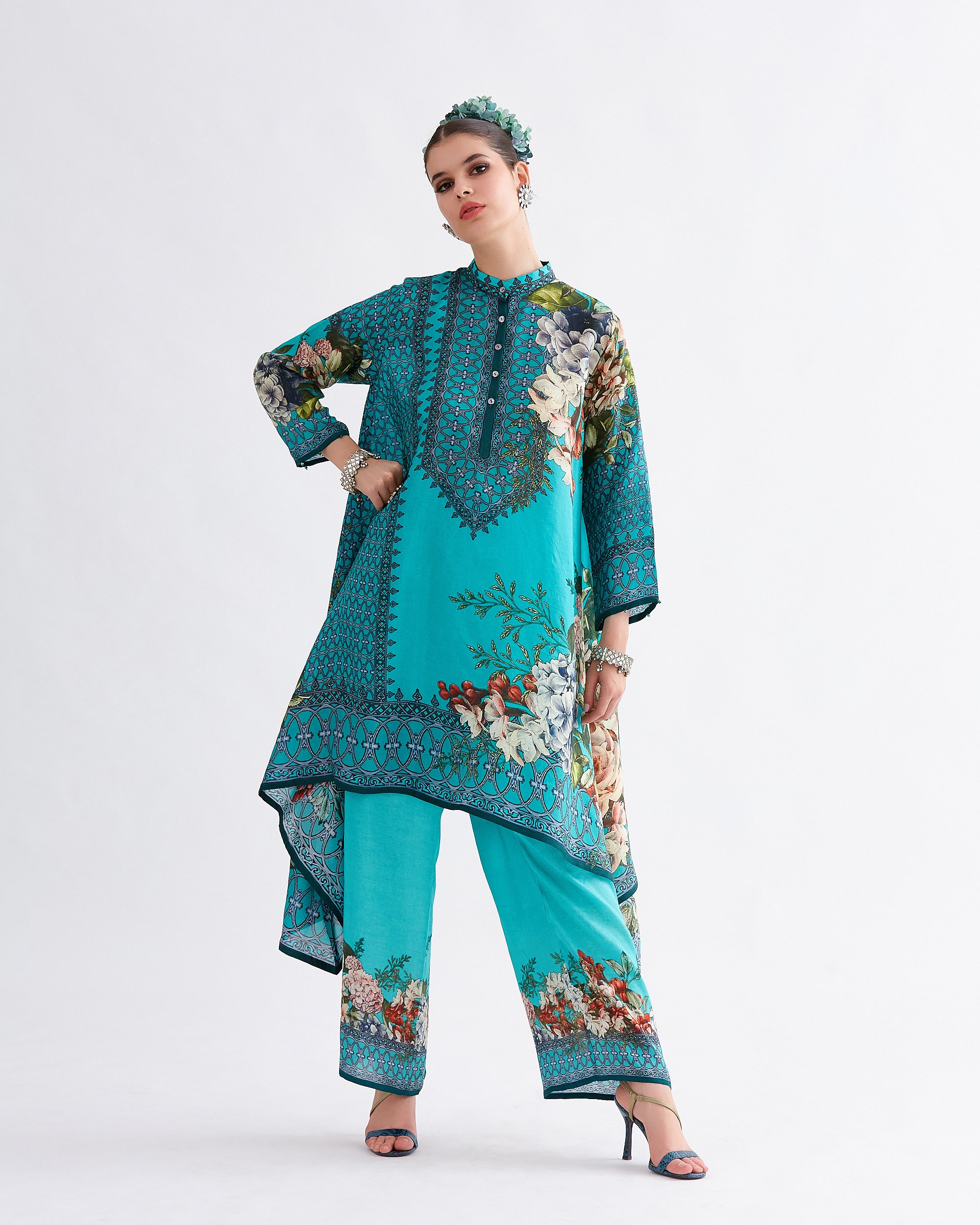 A Notting Hill Summer : Navya - Jade