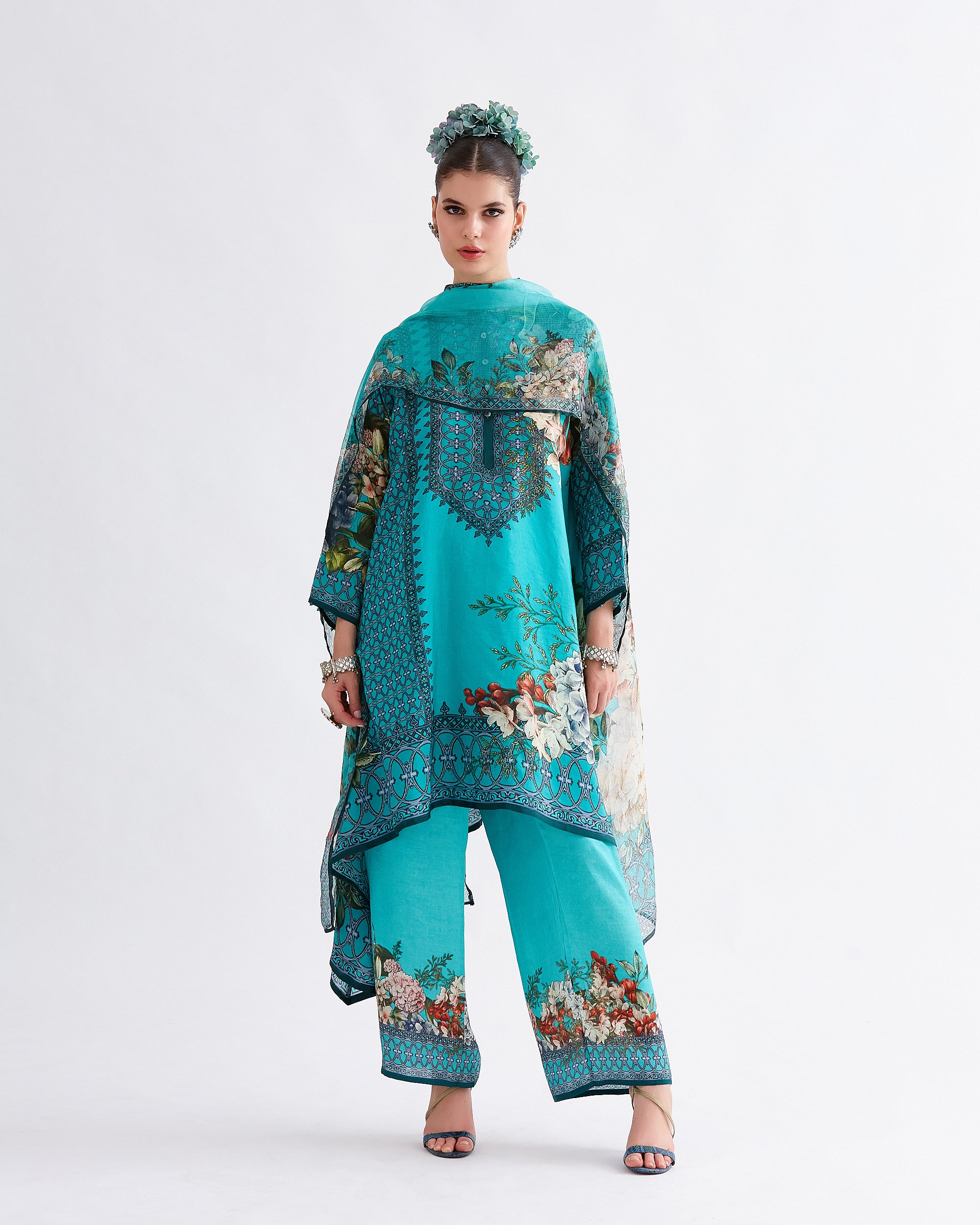 A Notting Hill Summer : Navya - Jade