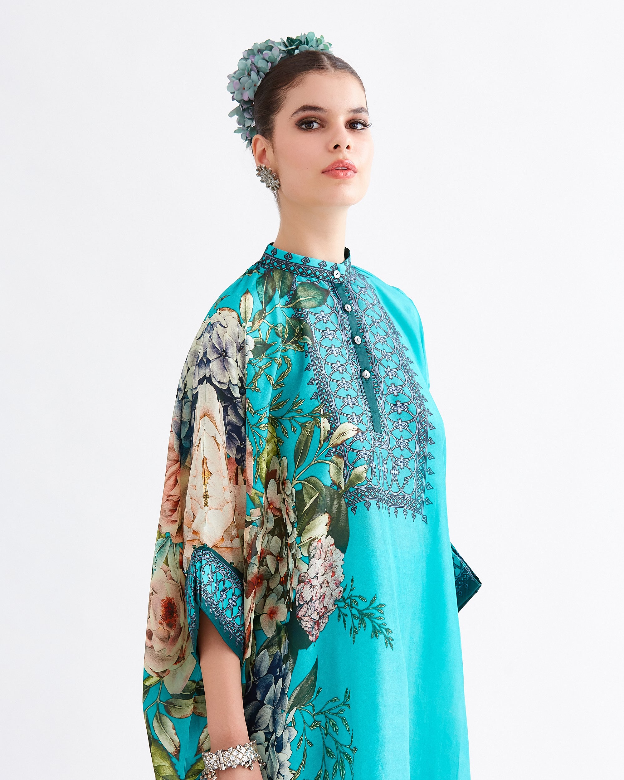 A Notting Hill Summer : Chanel 36" - Jade