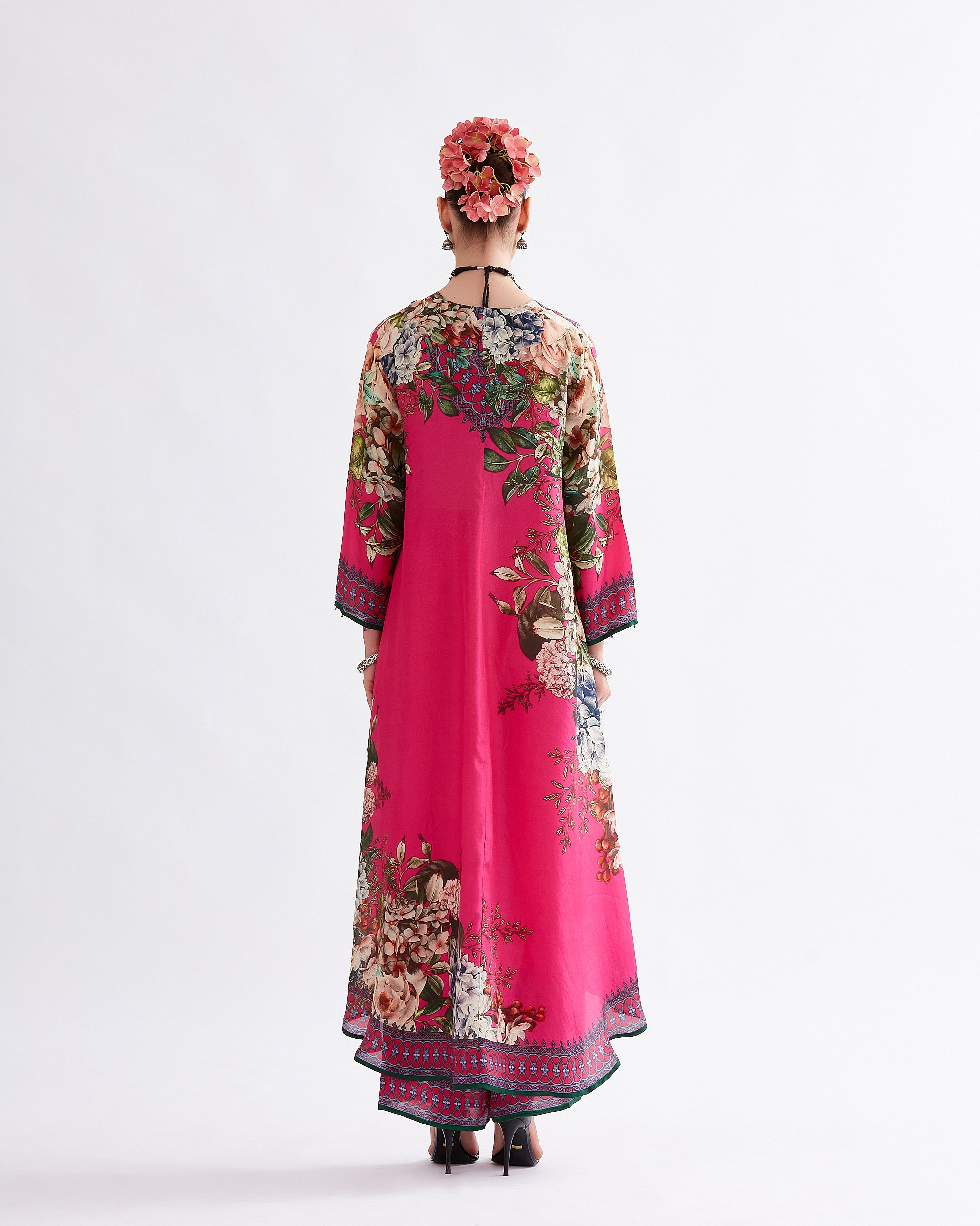 A Notting Hill Summer : Aarvi - Fuchsia