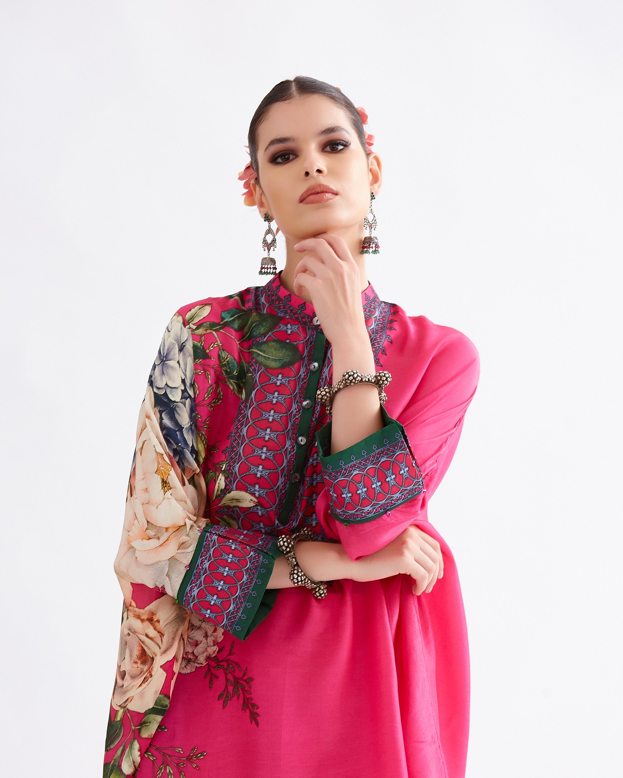 A Notting Hill Summer : Chanel 36" - Fuchsia