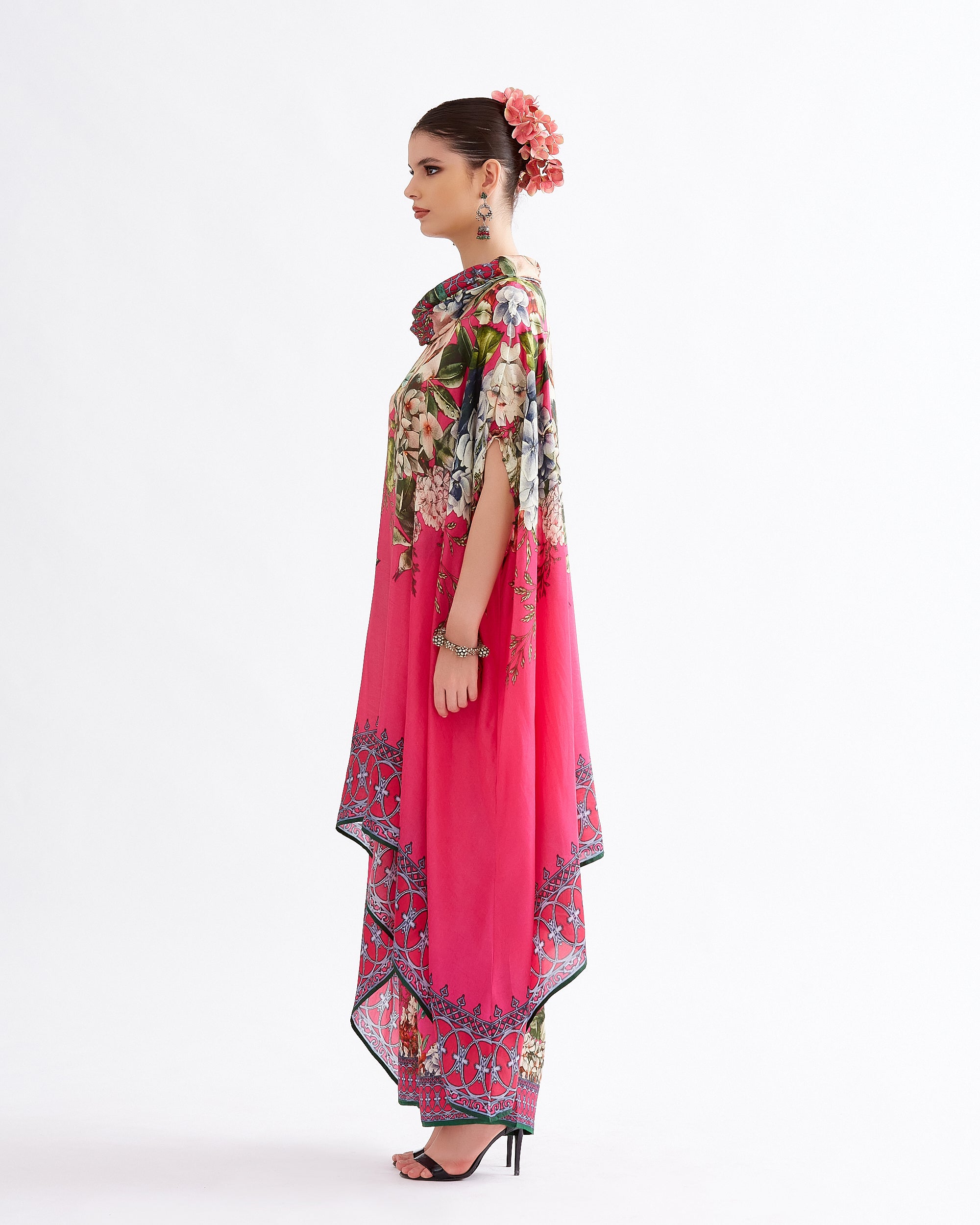 A Notting Hill Summer : Lavanya - Fuchsia