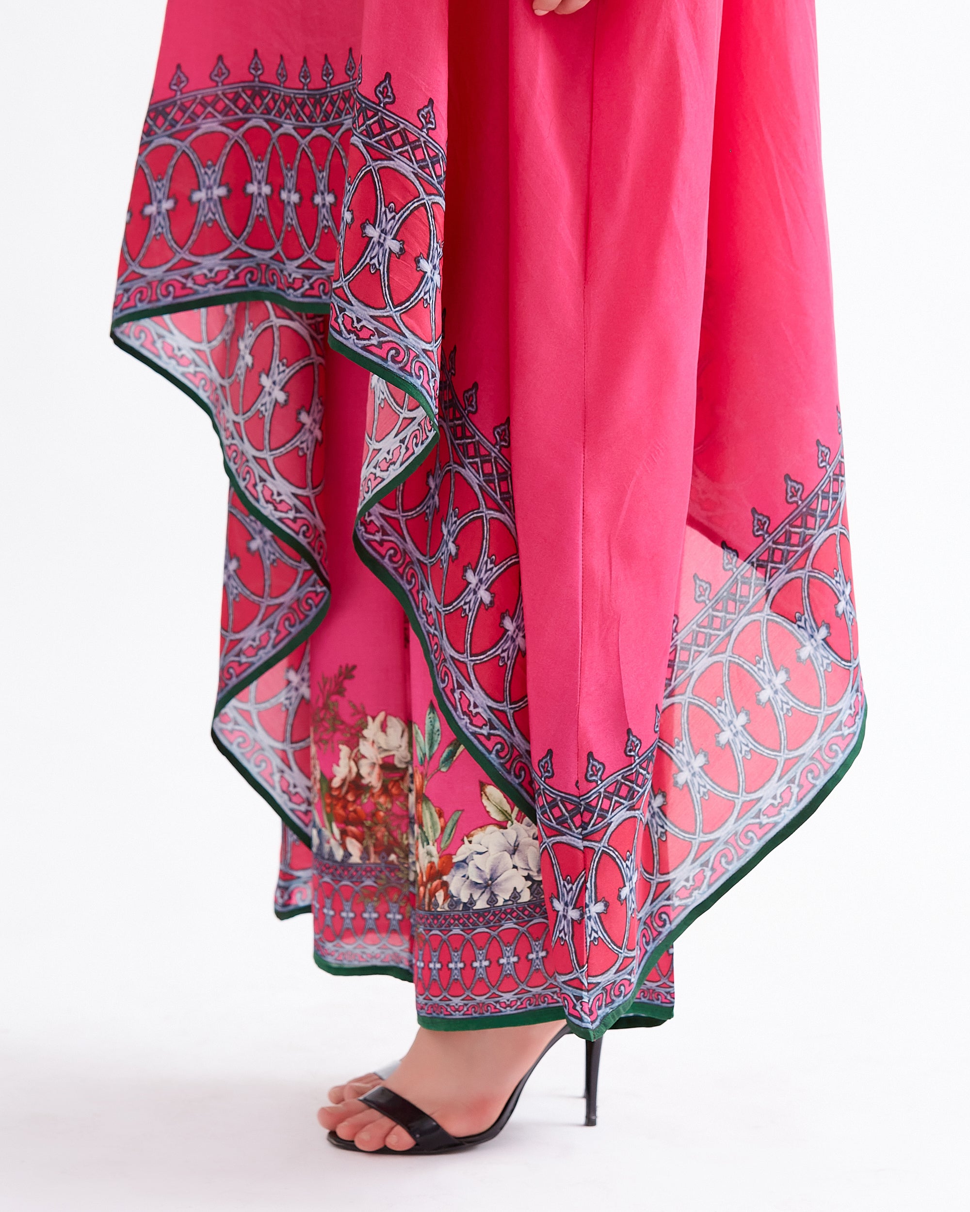 A Notting Hill Summer : Lavanya - Fuchsia