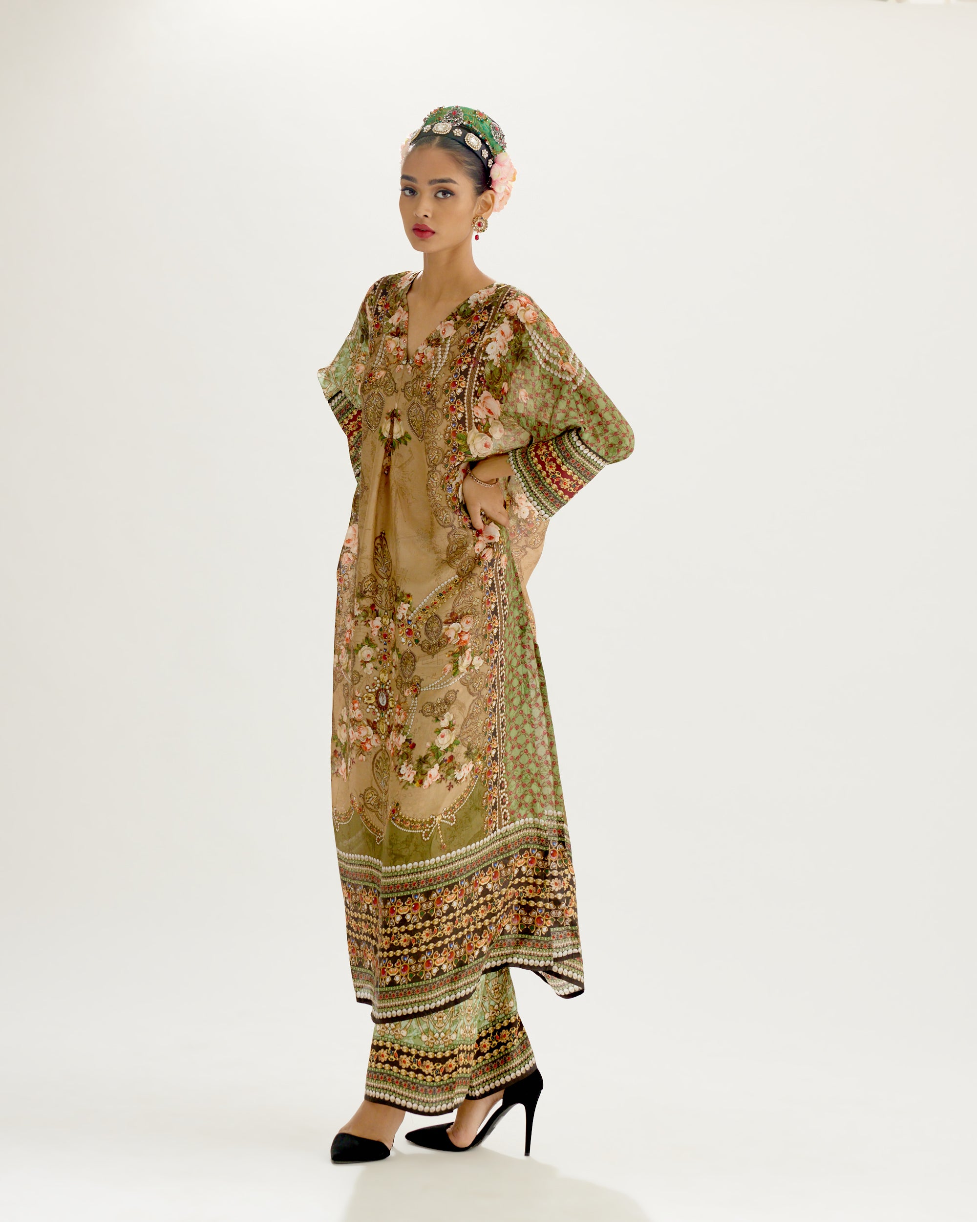 Pakeezah : Banera - Olive