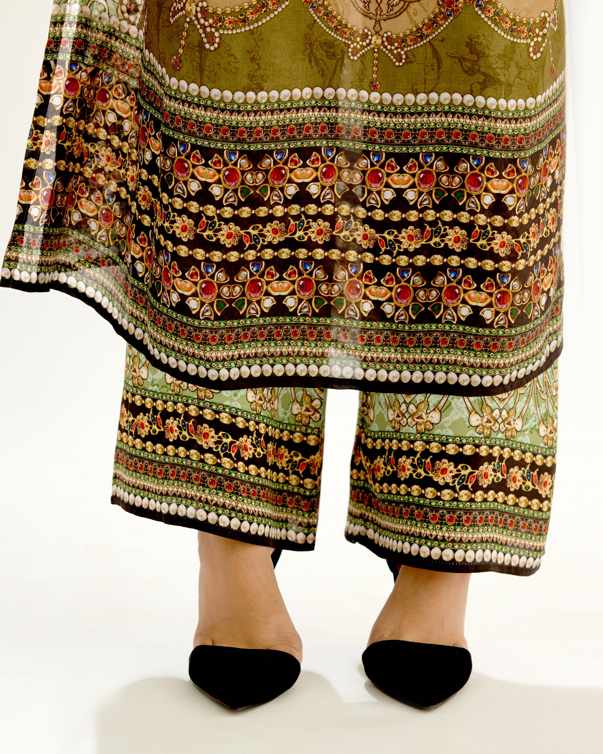 Pakeezah : Banera - Olive