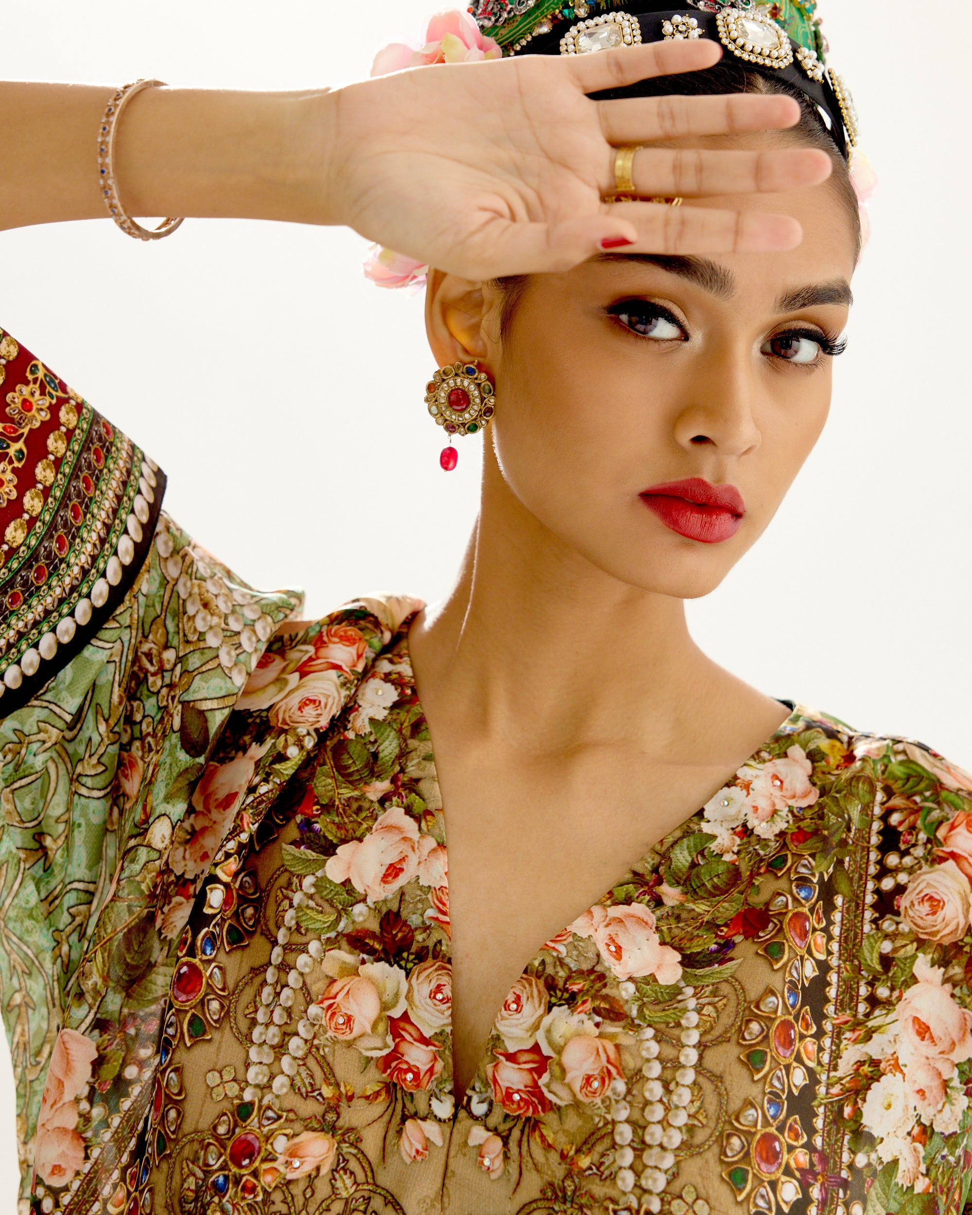 Pakeezah : Banera - Olive