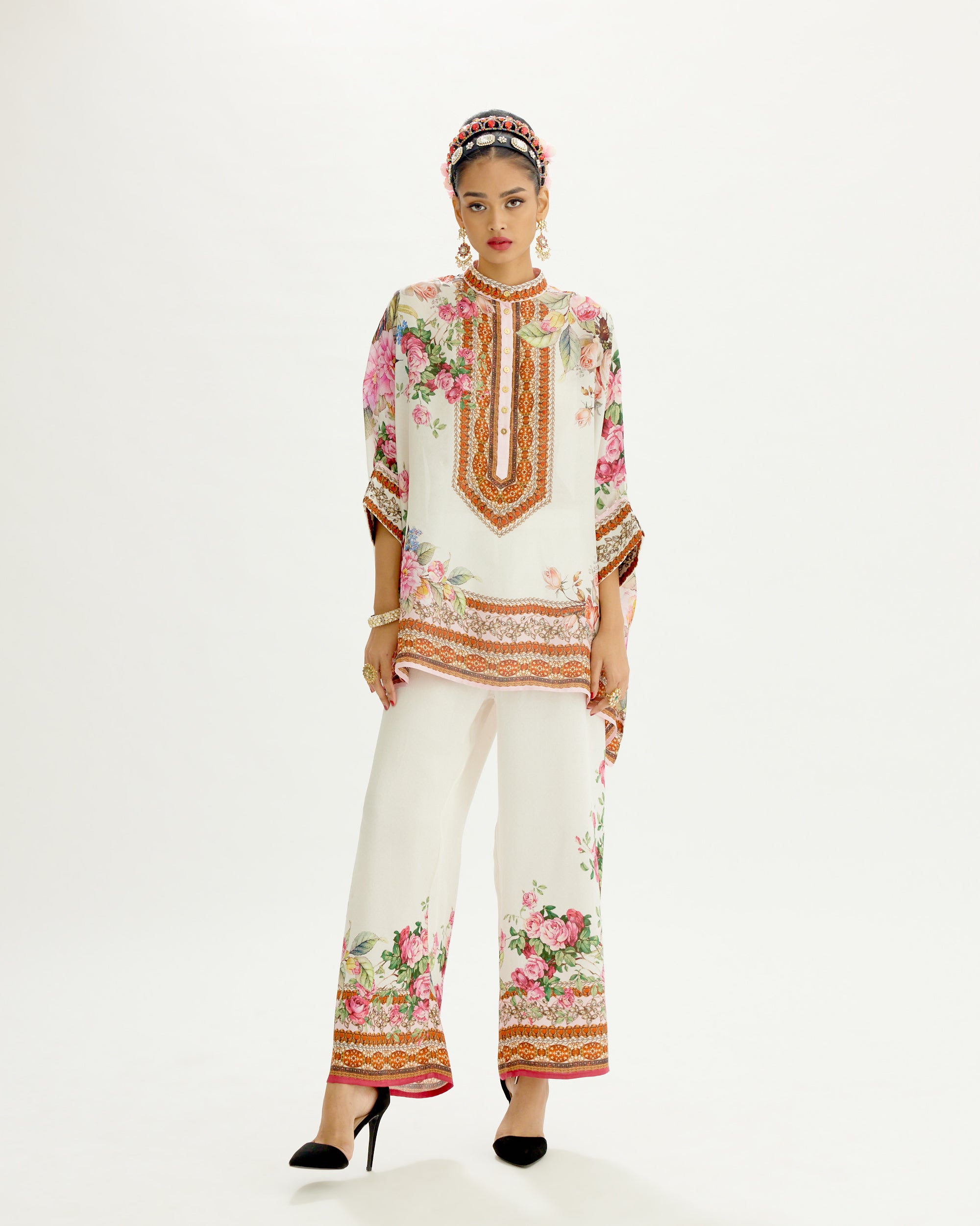Pakeezah : Chanel - White