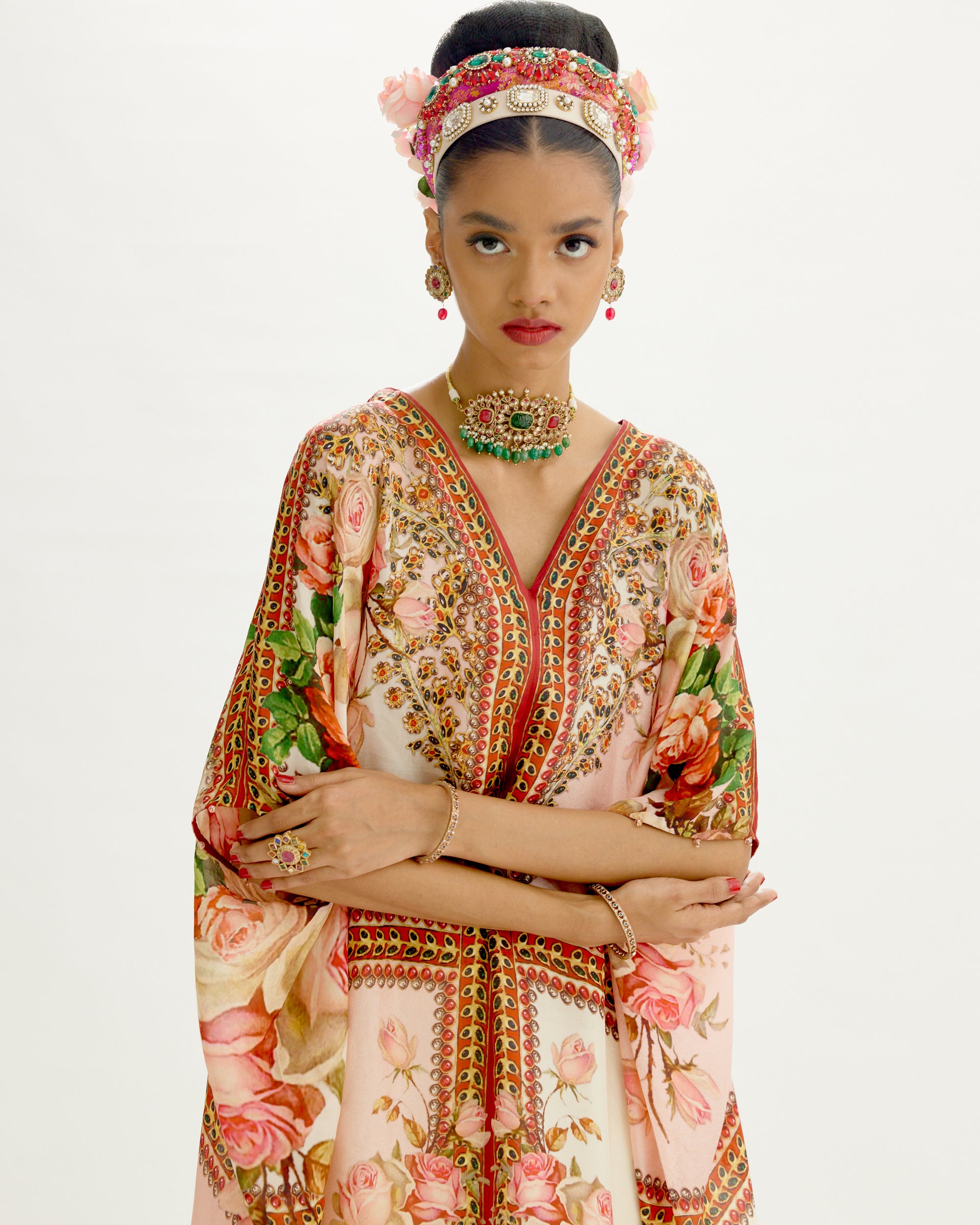 Pakeezah : Majida - White/Blush