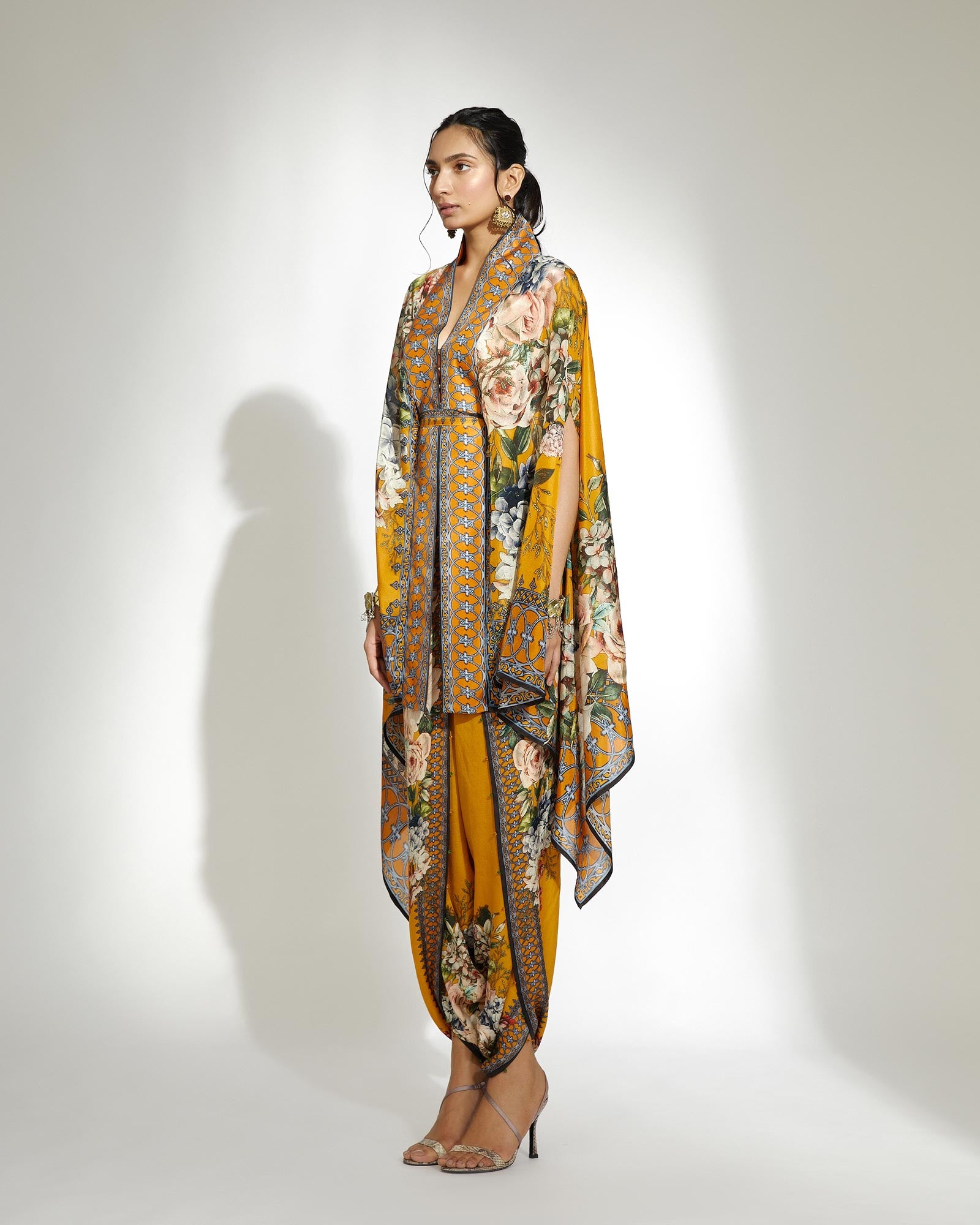 A Notting Hill Summer : Chloe - Mustard