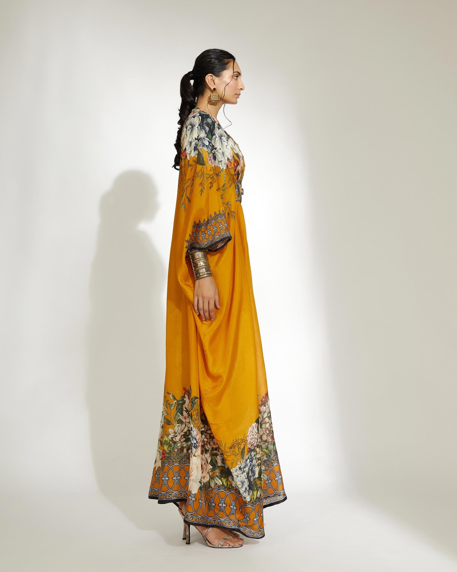 A Notting Hill Summer : Imama - Mustard