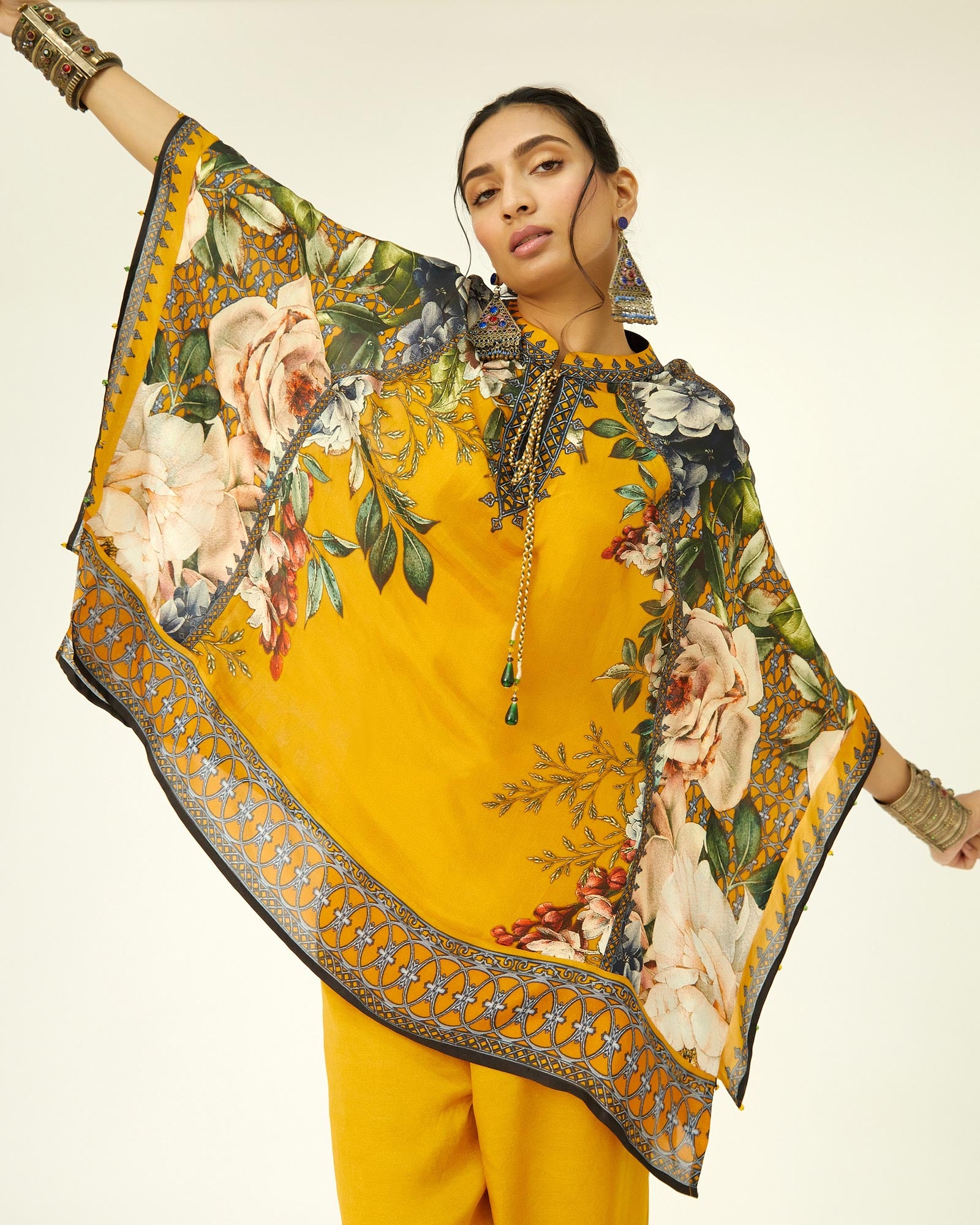 A Notting Hill Summer : Ramona - Mustard