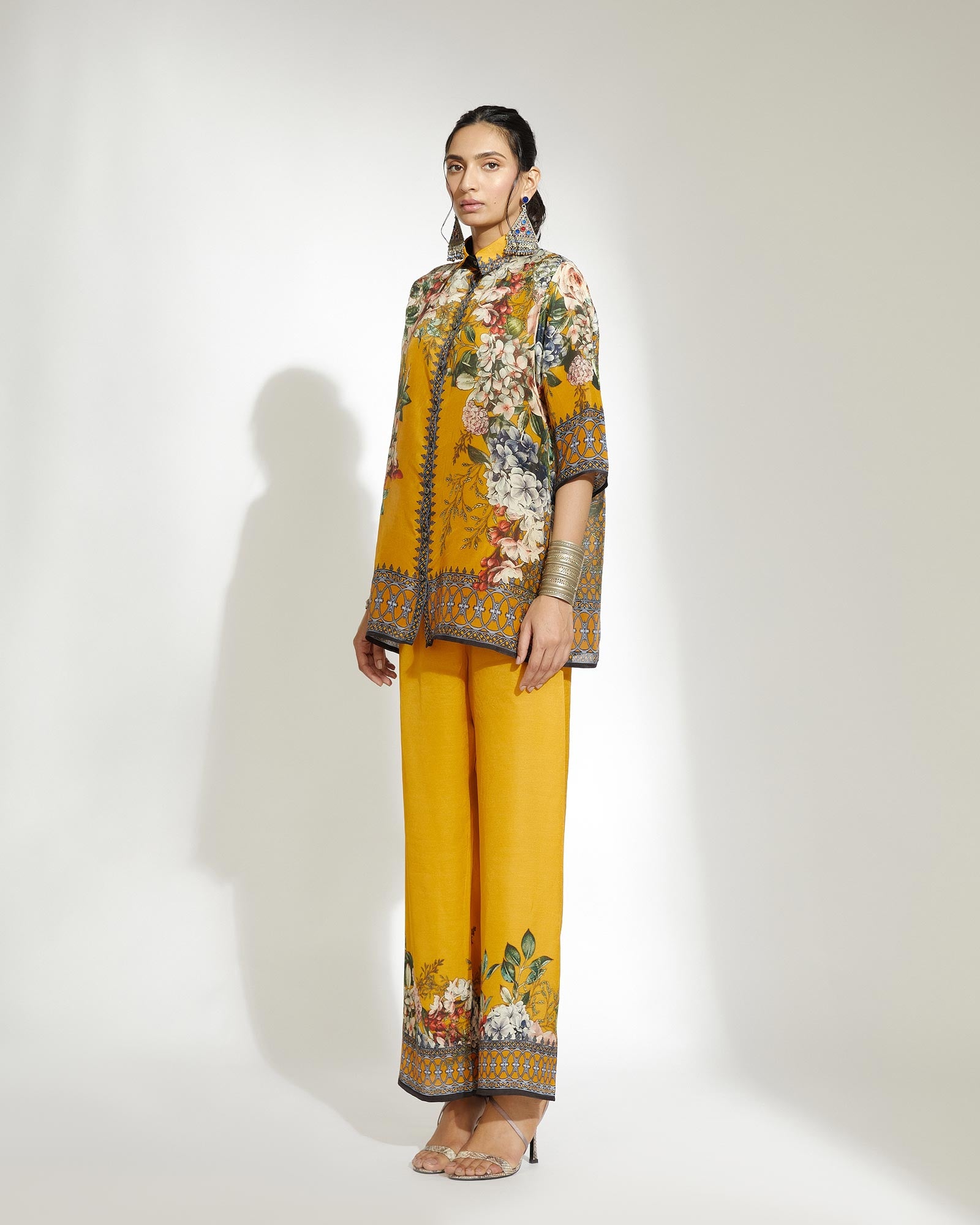 A Notting Hill Summer : Maizah - Mustard