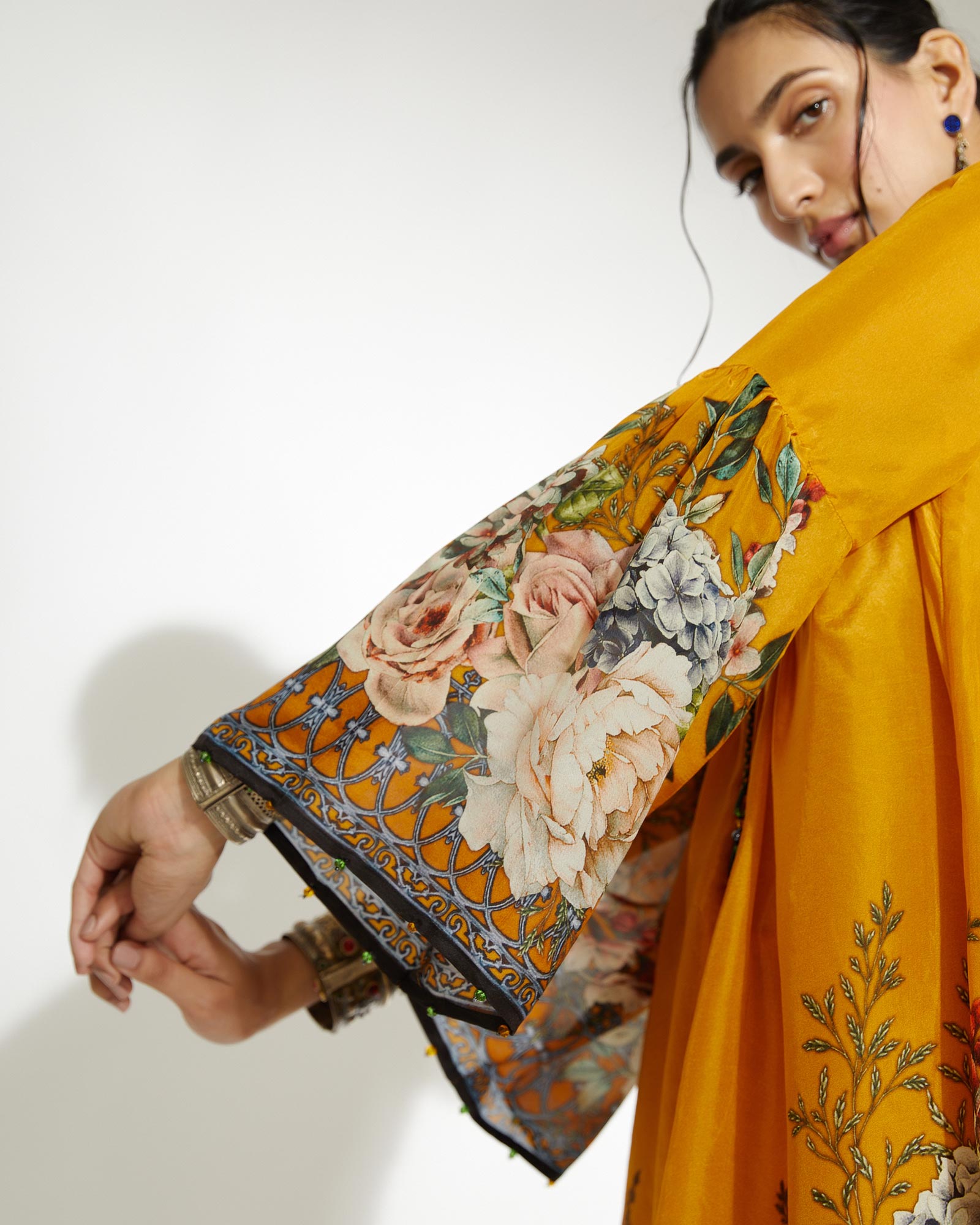 A Notting Hill Summer : Pankti - Mustard