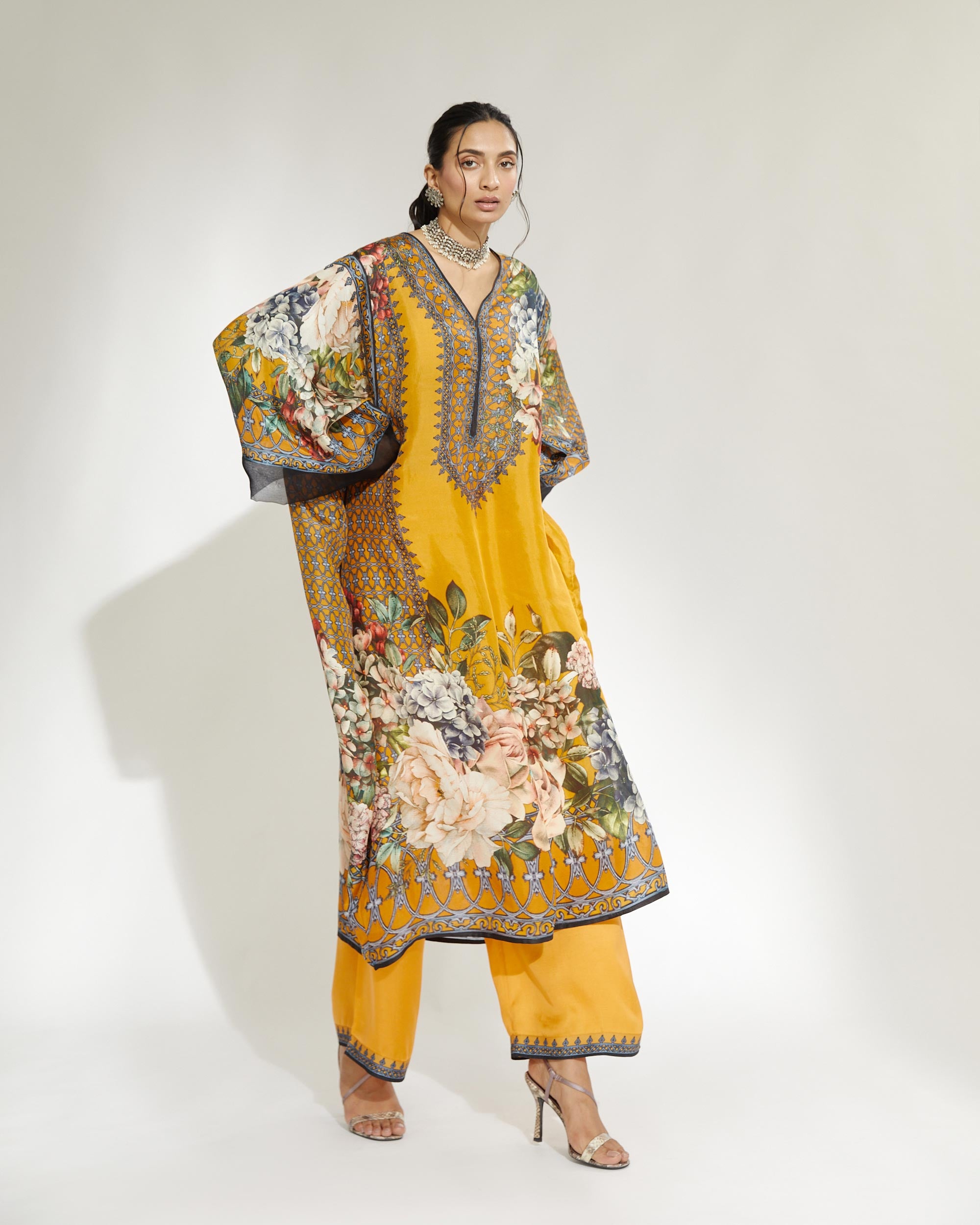 A Notting Hill Summer : Olivia - Mustard