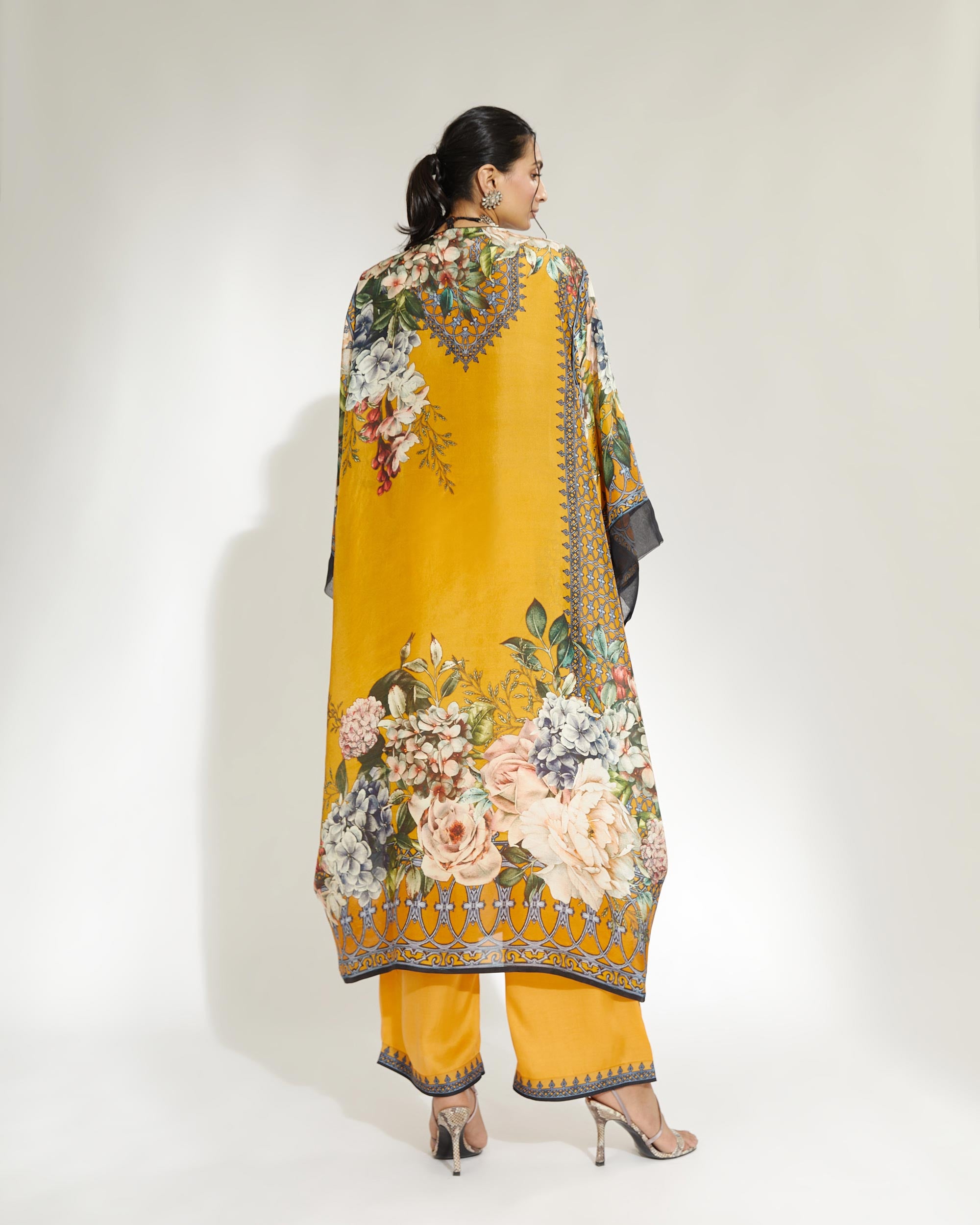 A Notting Hill Summer : Olivia - Mustard