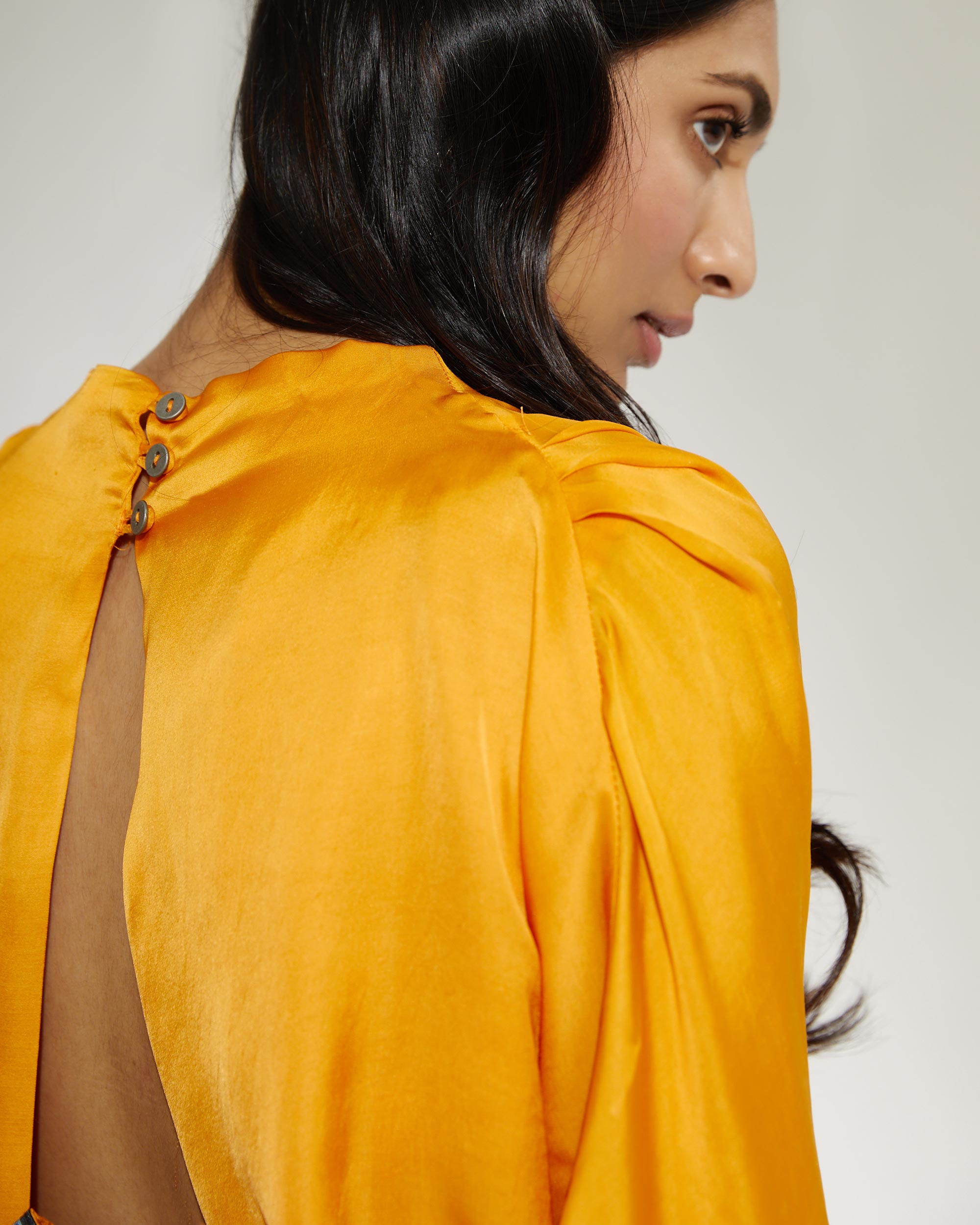 A Notting Hill Summer : Leela - Mustard