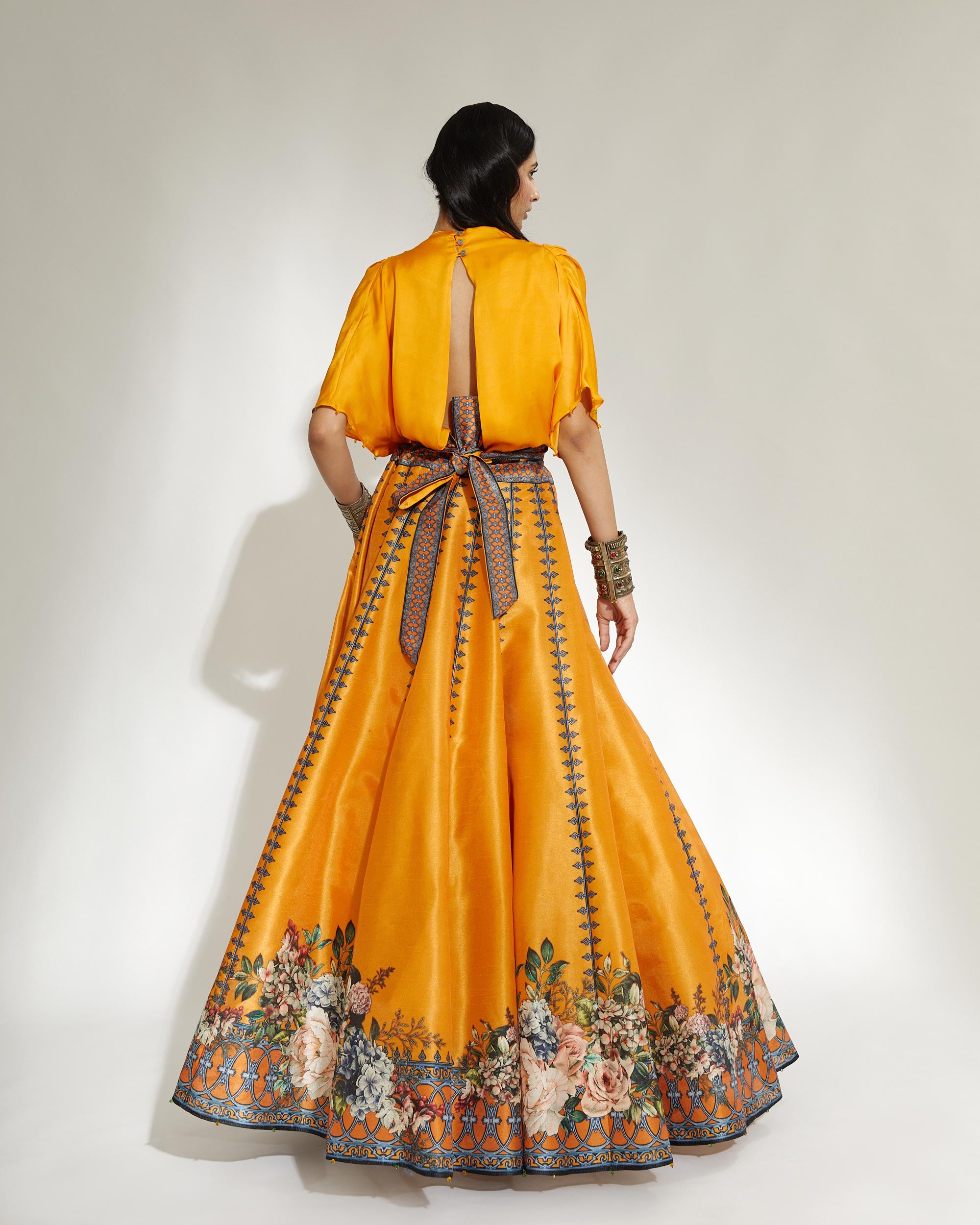A Notting Hill Summer : Leela - Mustard