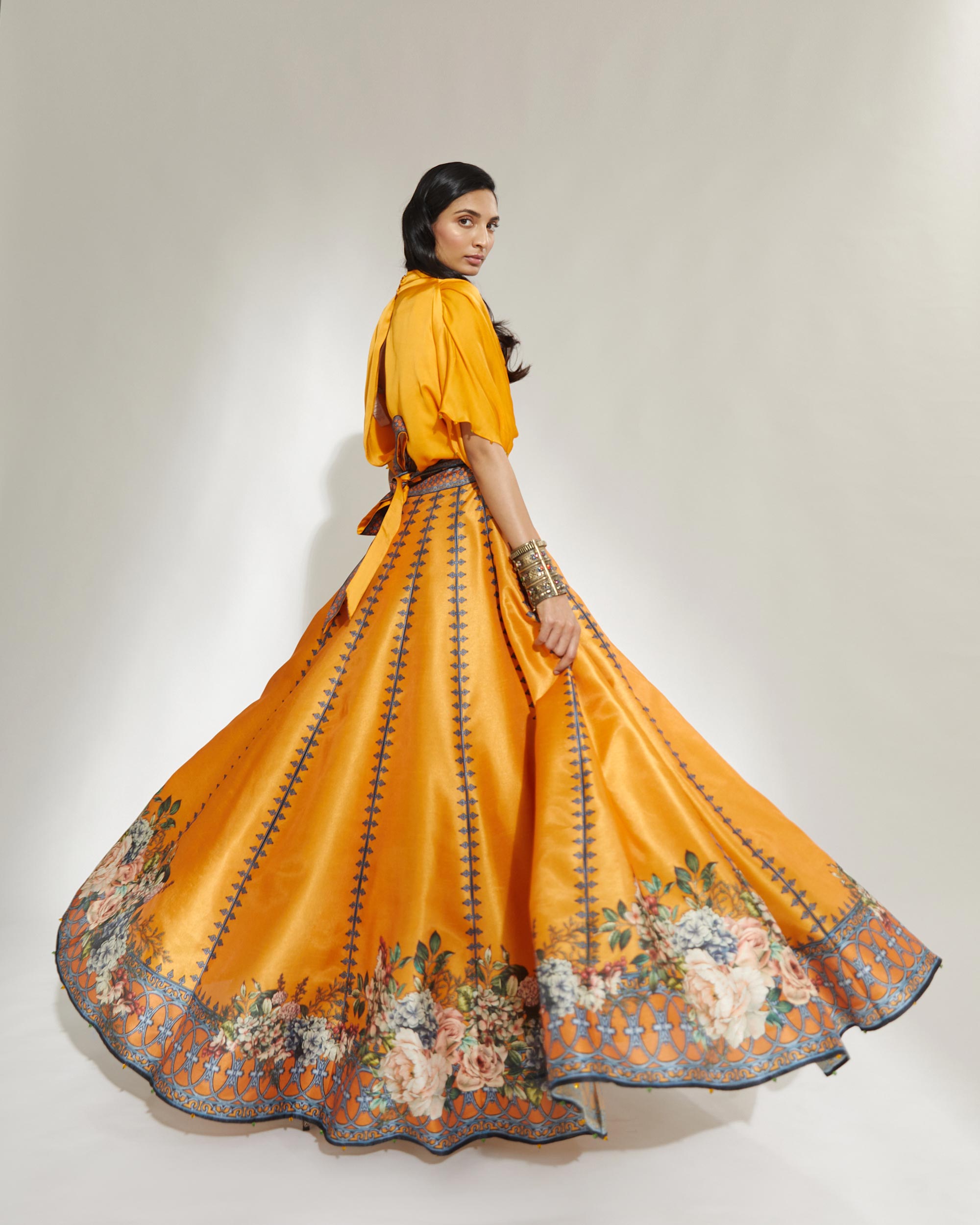A Notting Hill Summer : Leela - Mustard