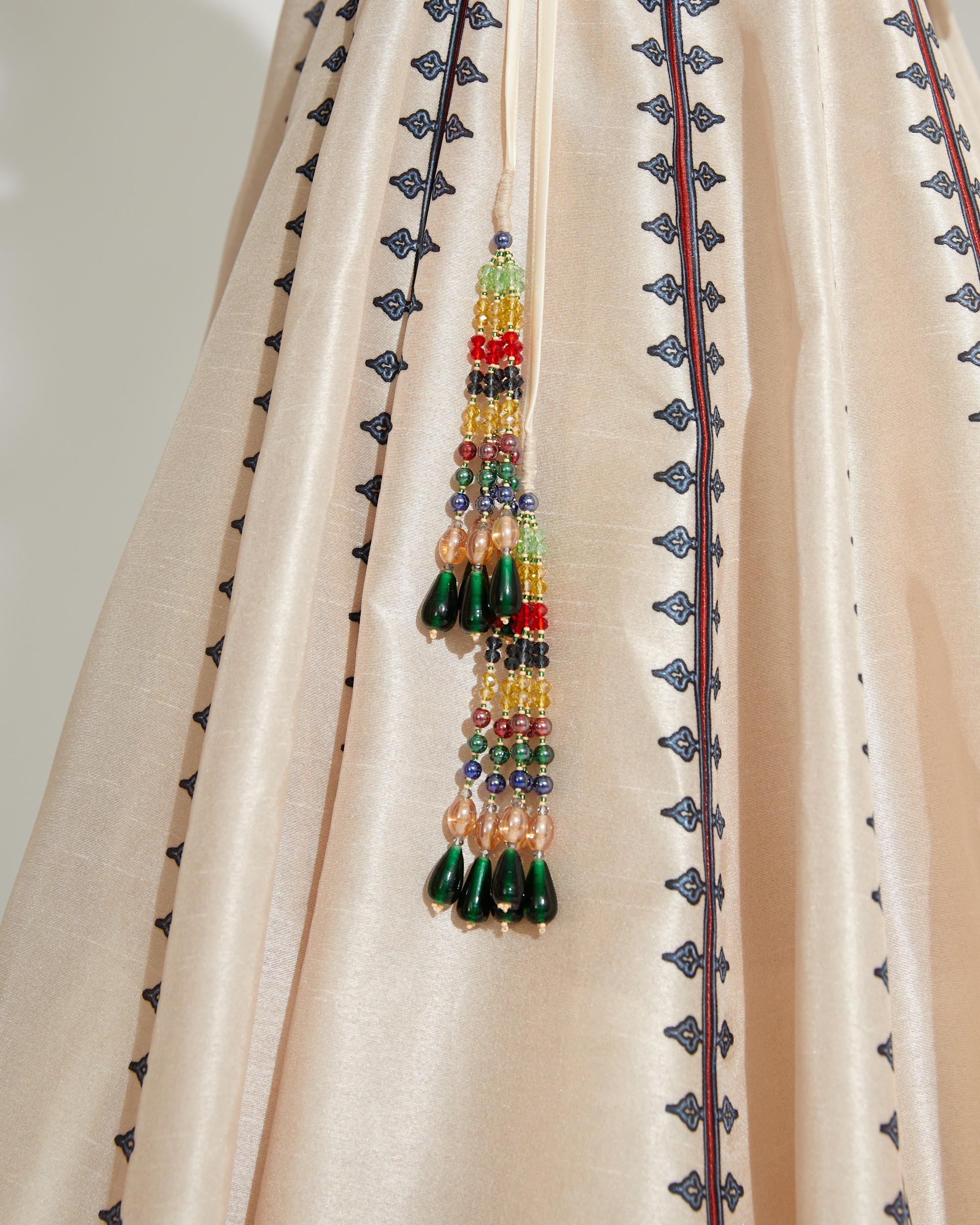 A Notting Hill Summer : Leela - Beige