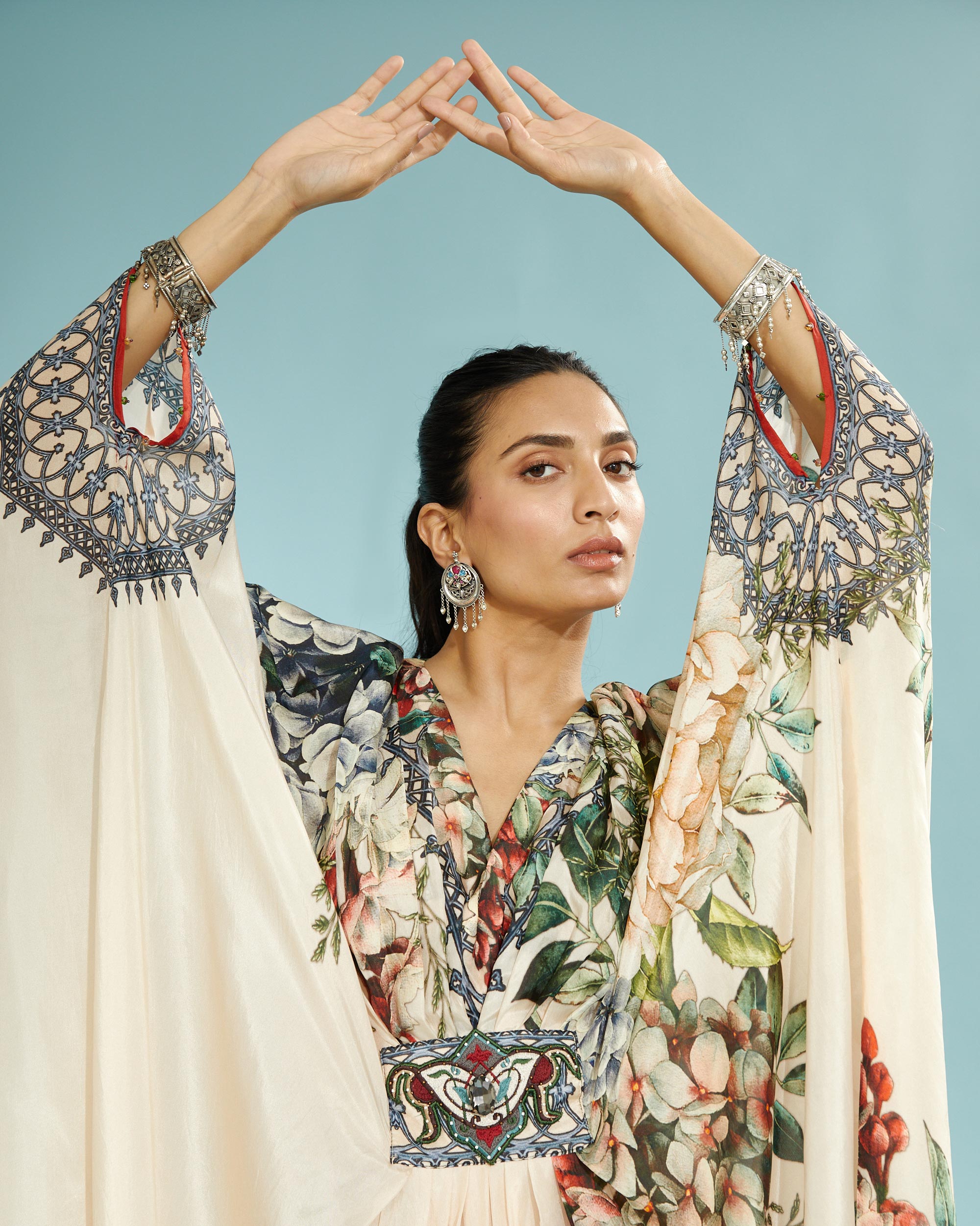 A Notting Hill Summer : Imama - Beige