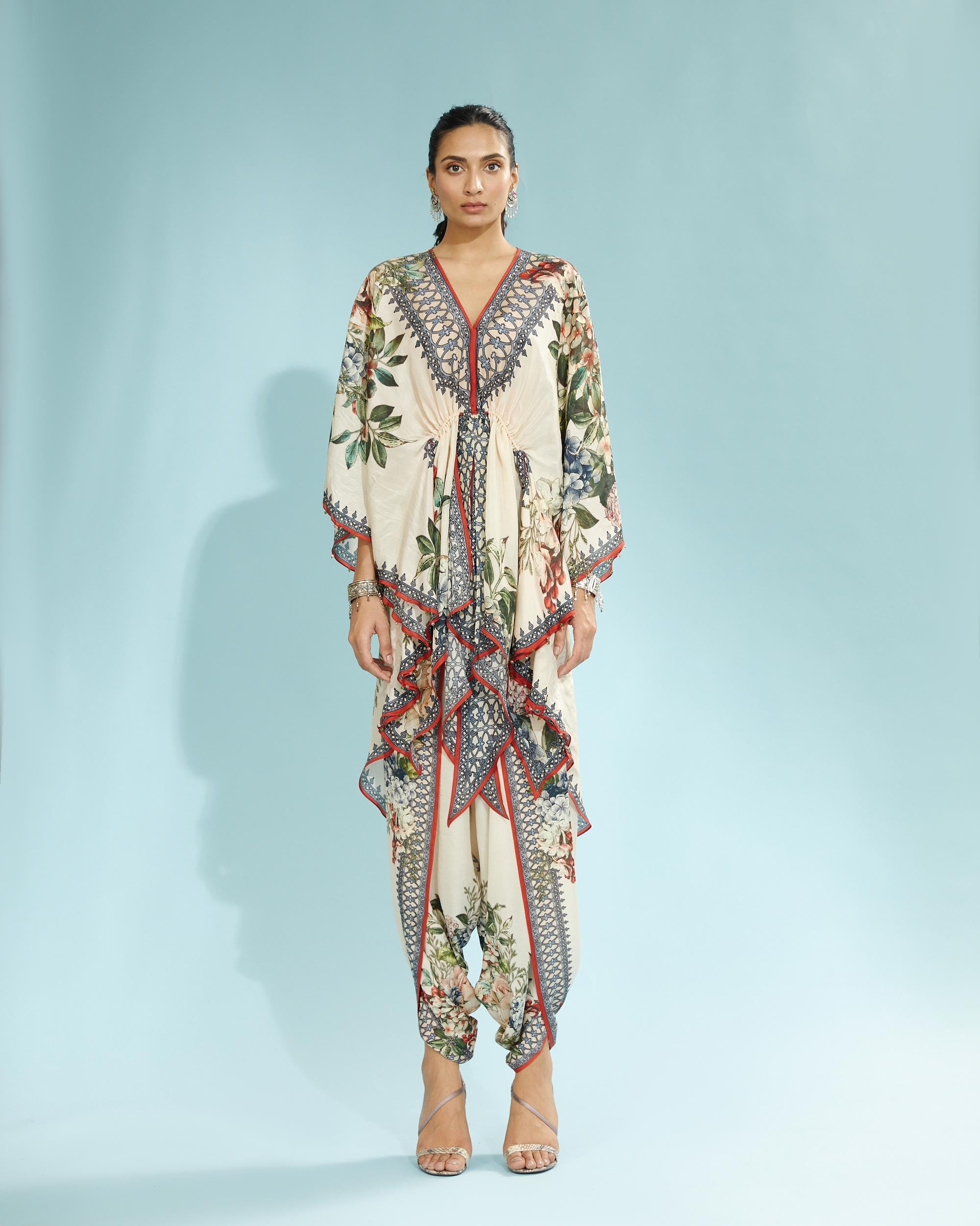 A Notting Hill Summer : Inayat - Beige