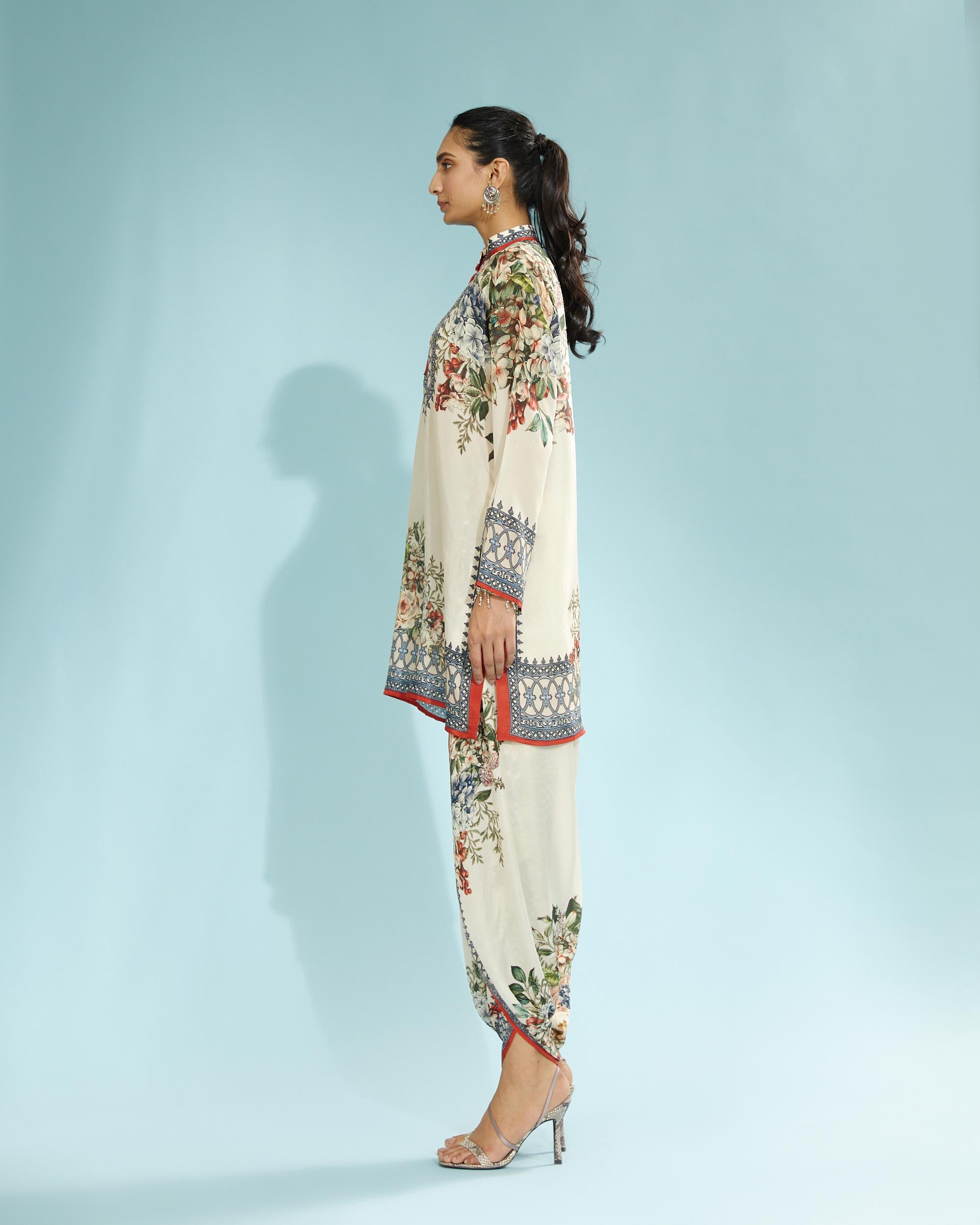 A Notting Hill Summer : Reza - Beige