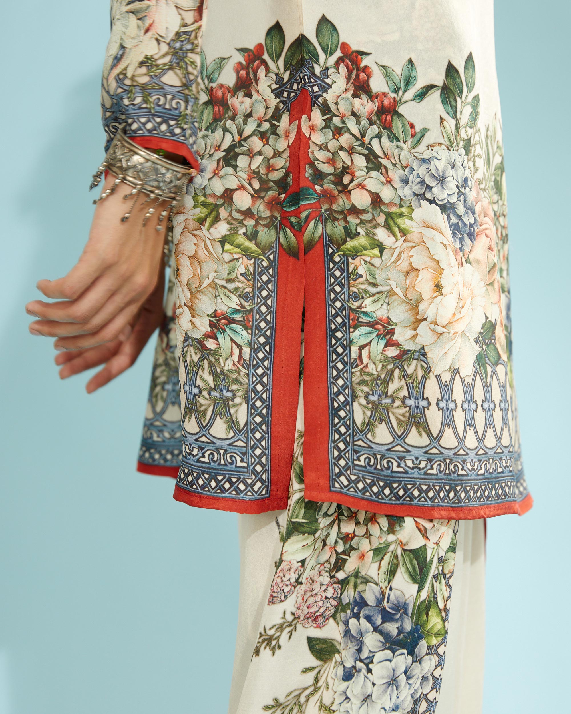 A Notting Hill Summer : Reza - Beige