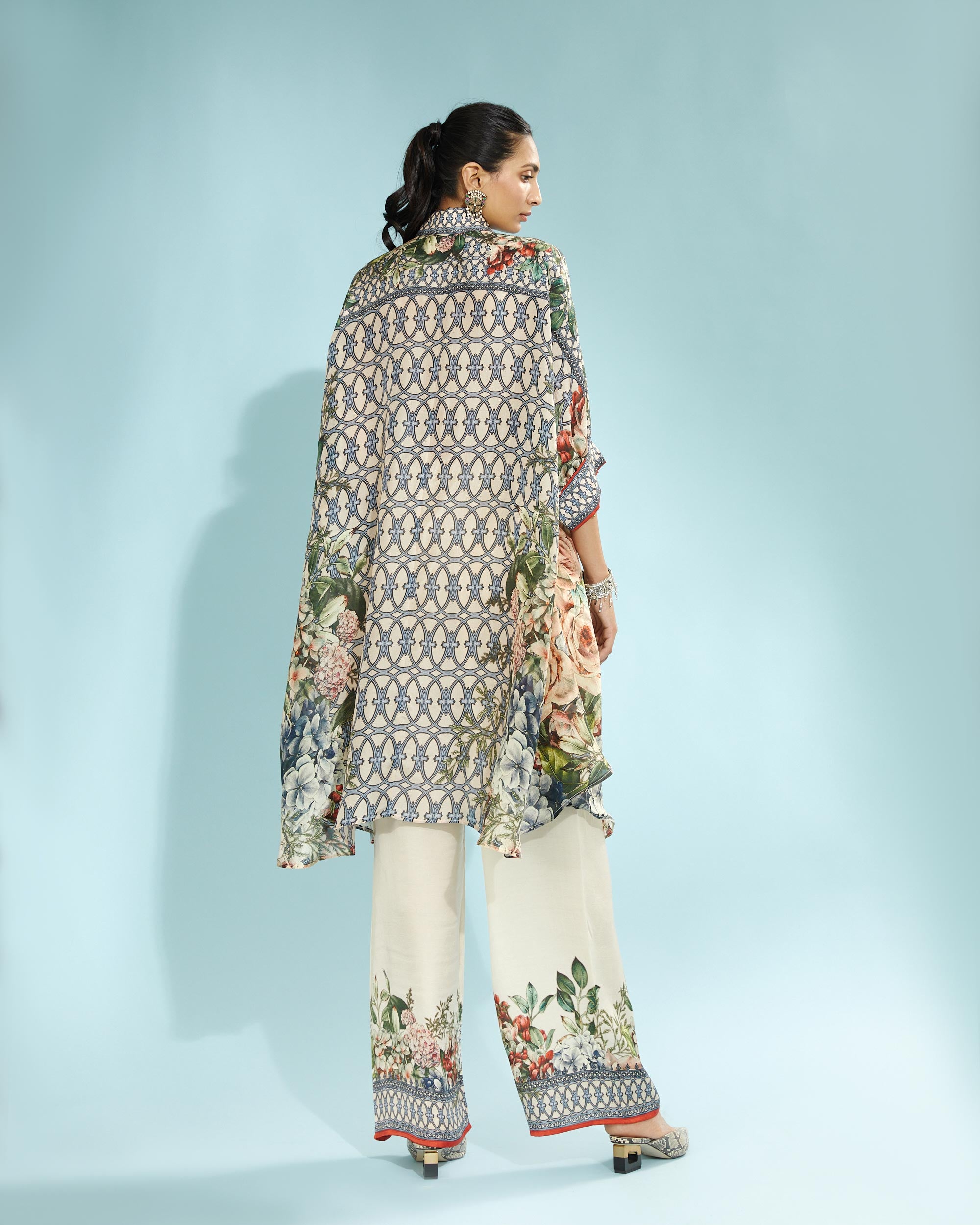 A Notting Hill Summer : Kamara - Beige