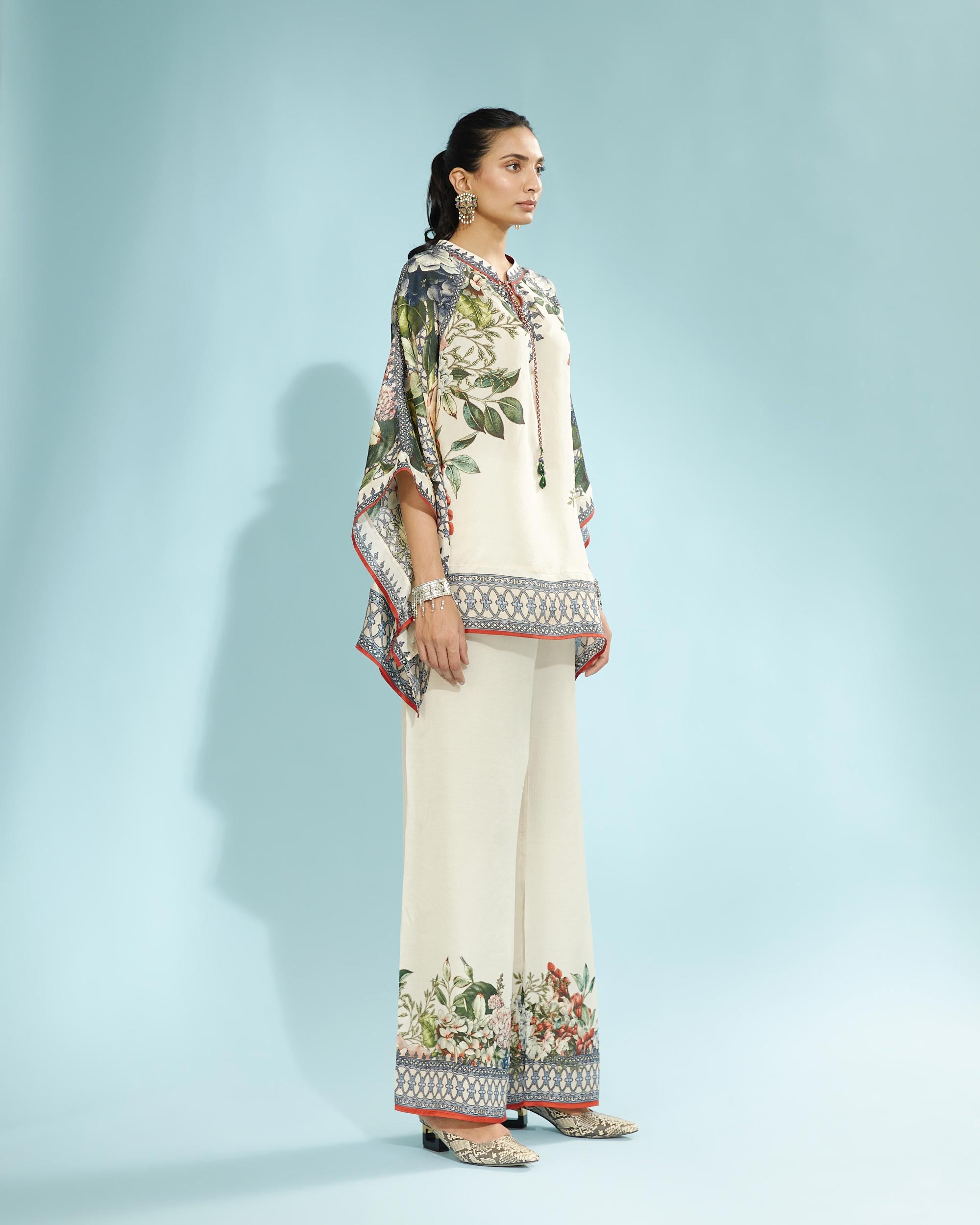 A Notting Hill Summer : Ramona - Beige