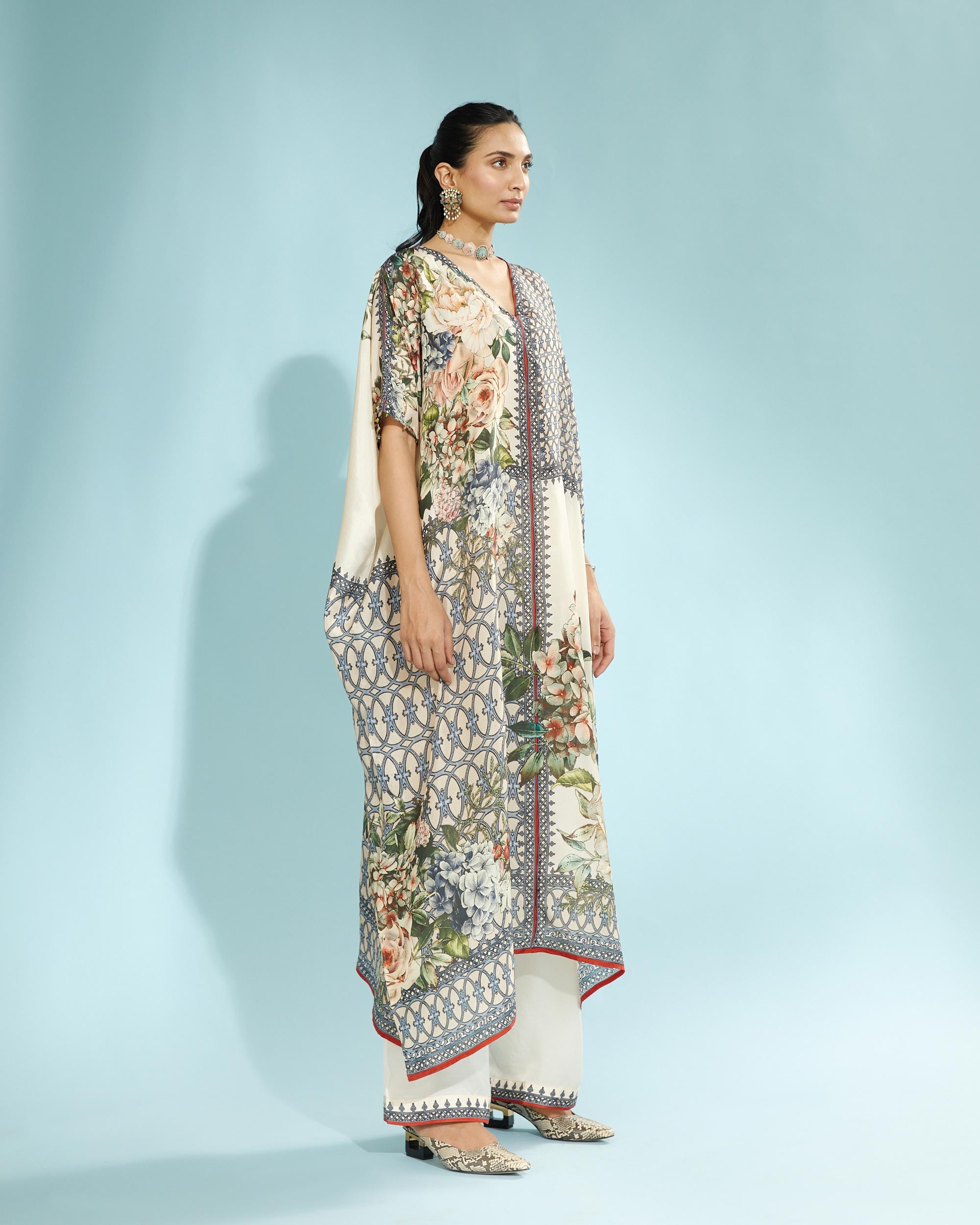 A Notting Hill Summer : Majida - Beige