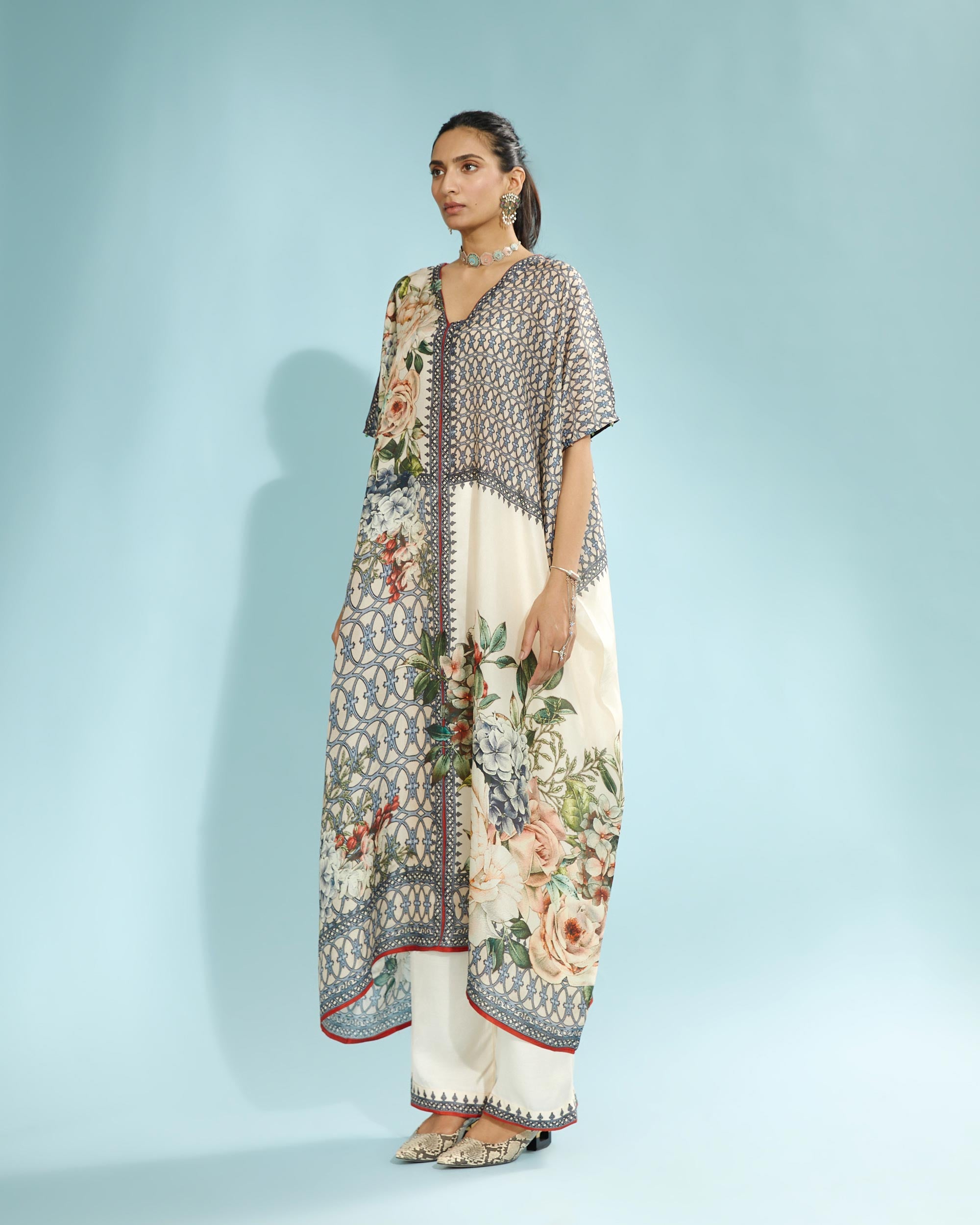 A Notting Hill Summer : Majida - Beige