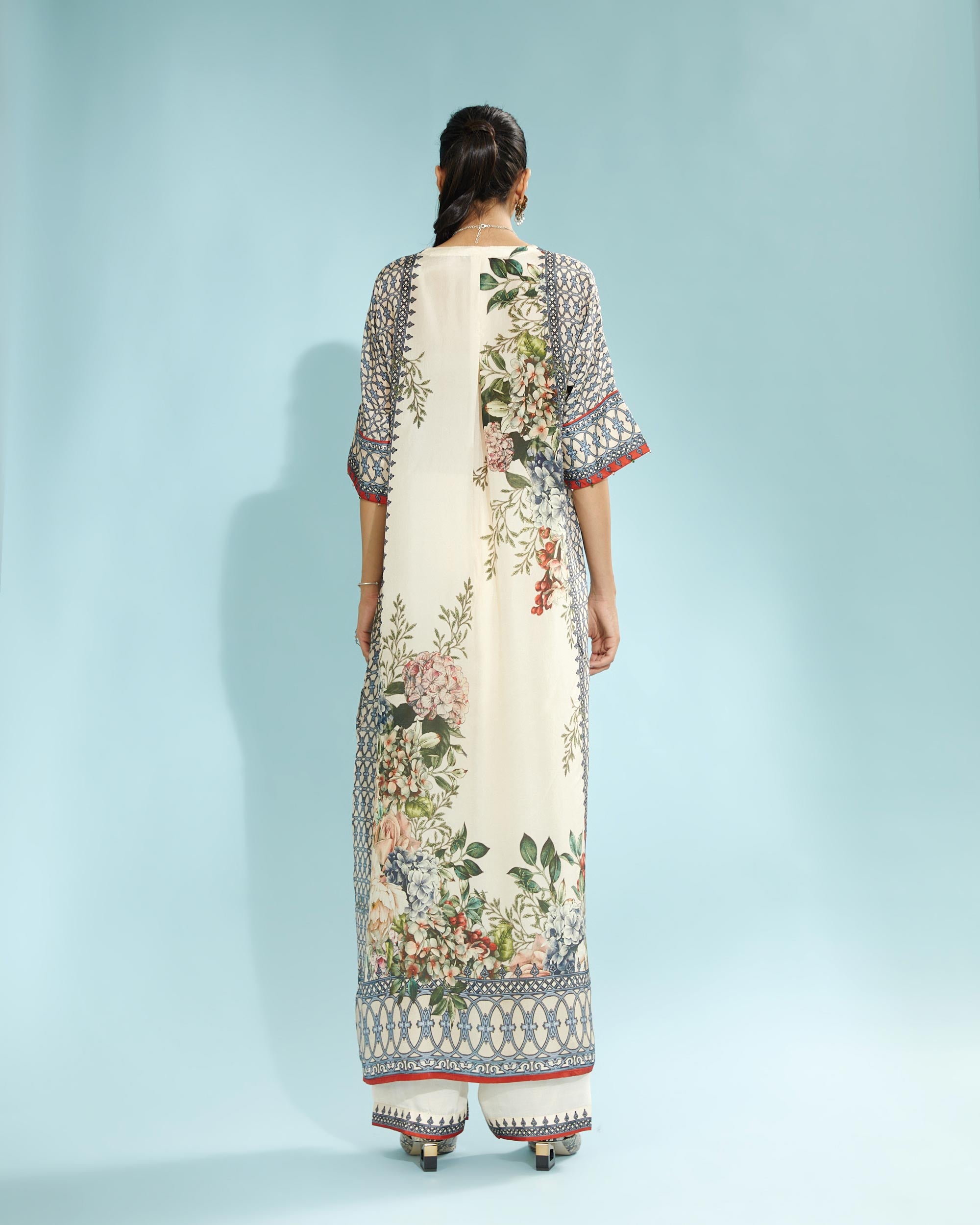 A Notting Hill Summer : Banera - Beige