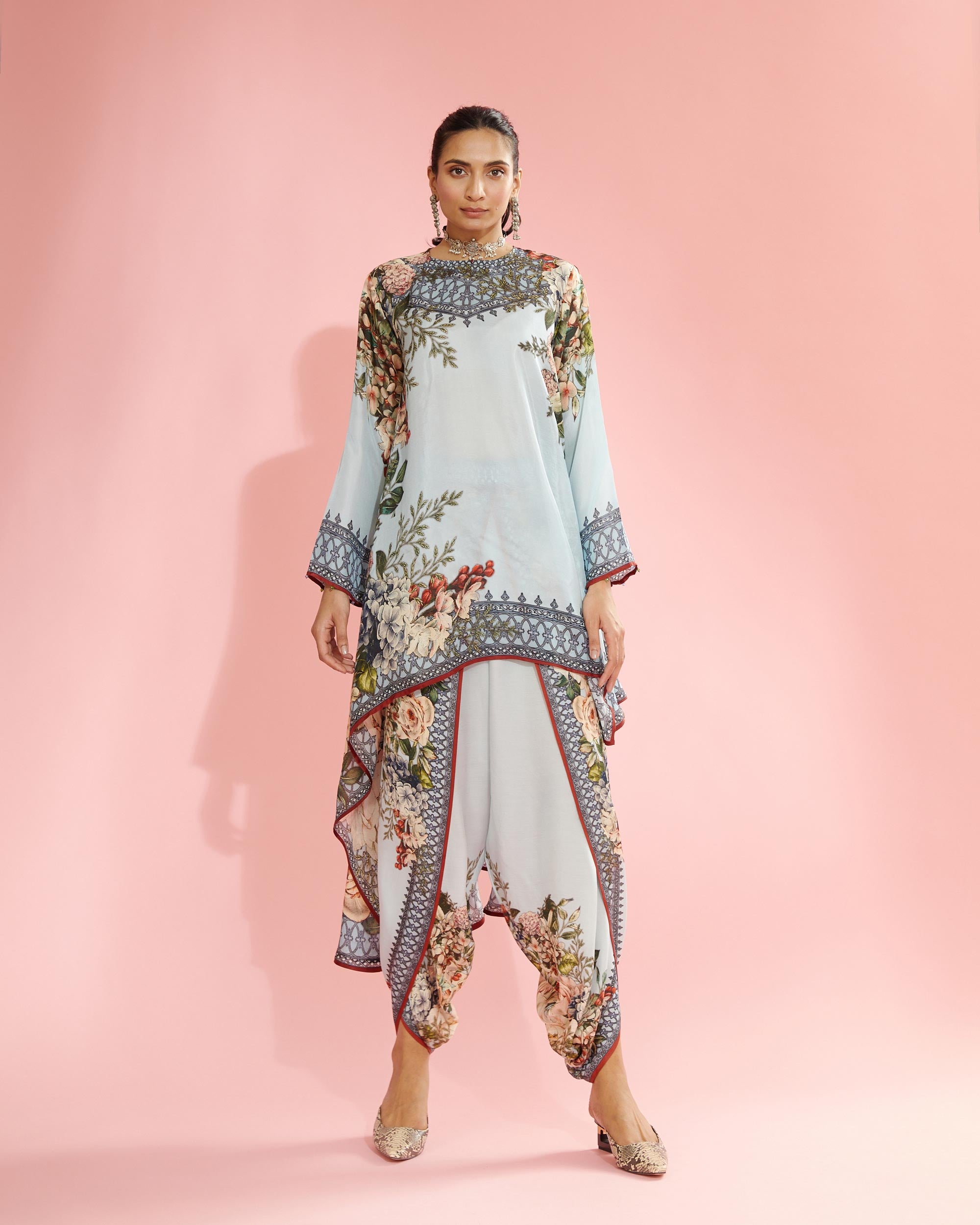 A Notting Hill Summer : Aafreen - Powder Blue