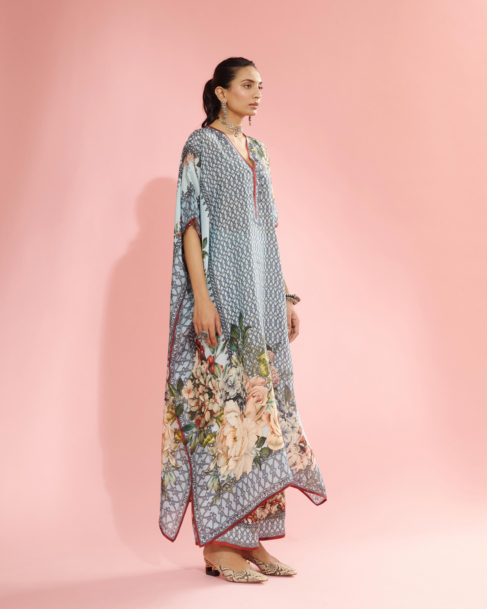 A Notting Hill Summer : Kaliza - Powder Blue
