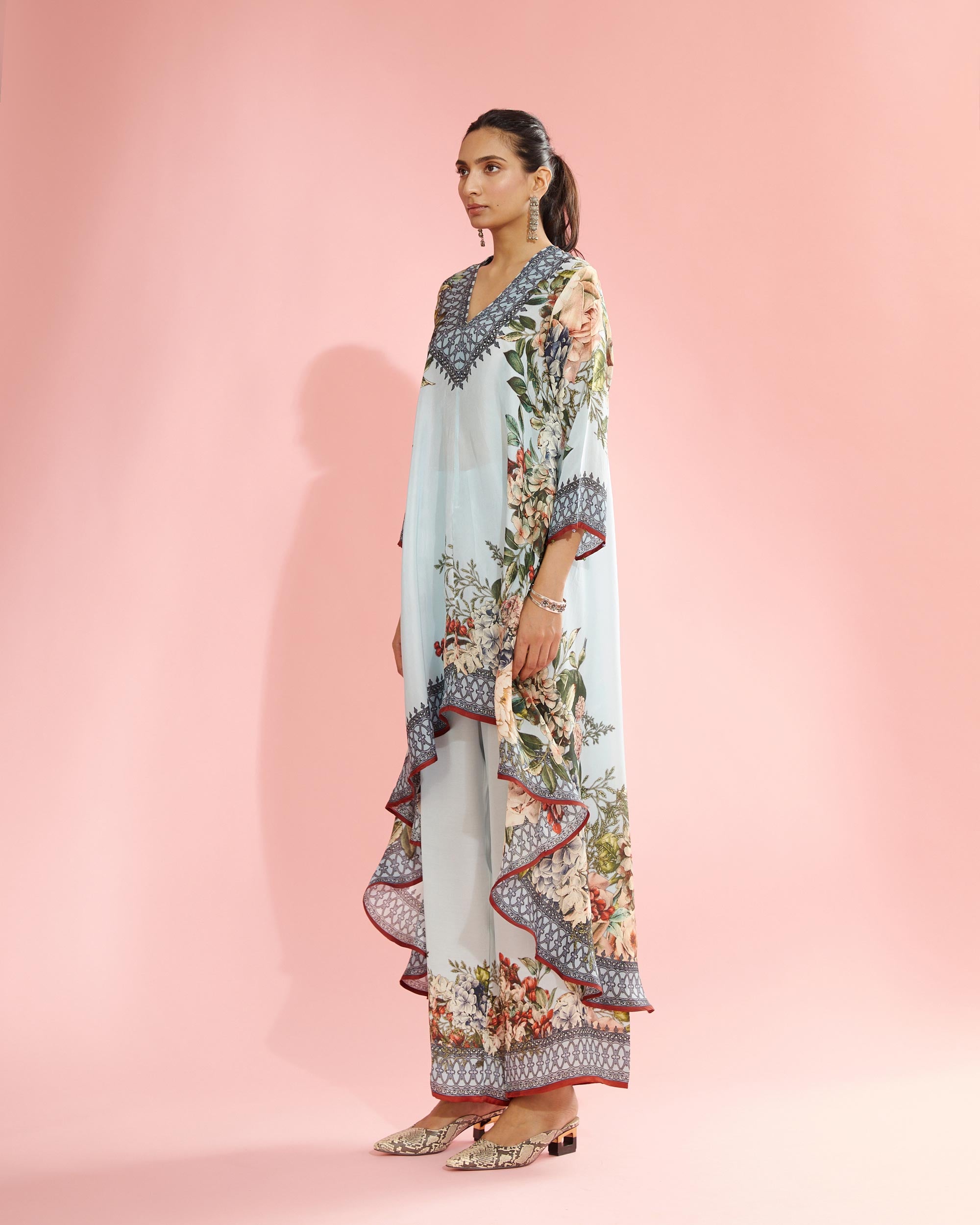 A Notting Hill Summer : Aarvi - Powder Blue