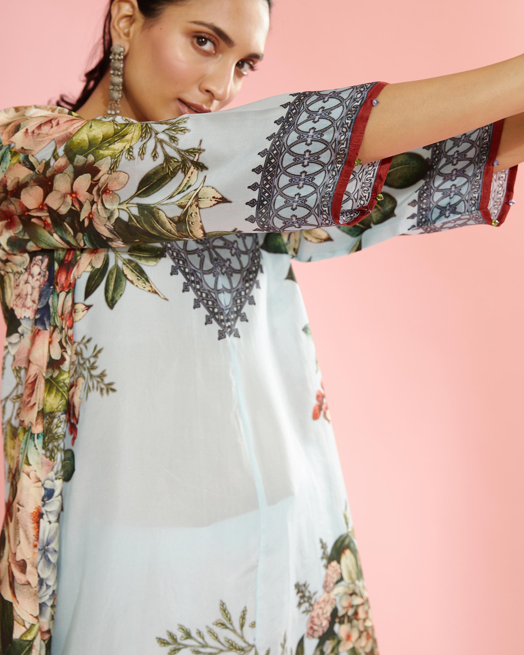 A Notting Hill Summer : Aarvi - Powder Blue