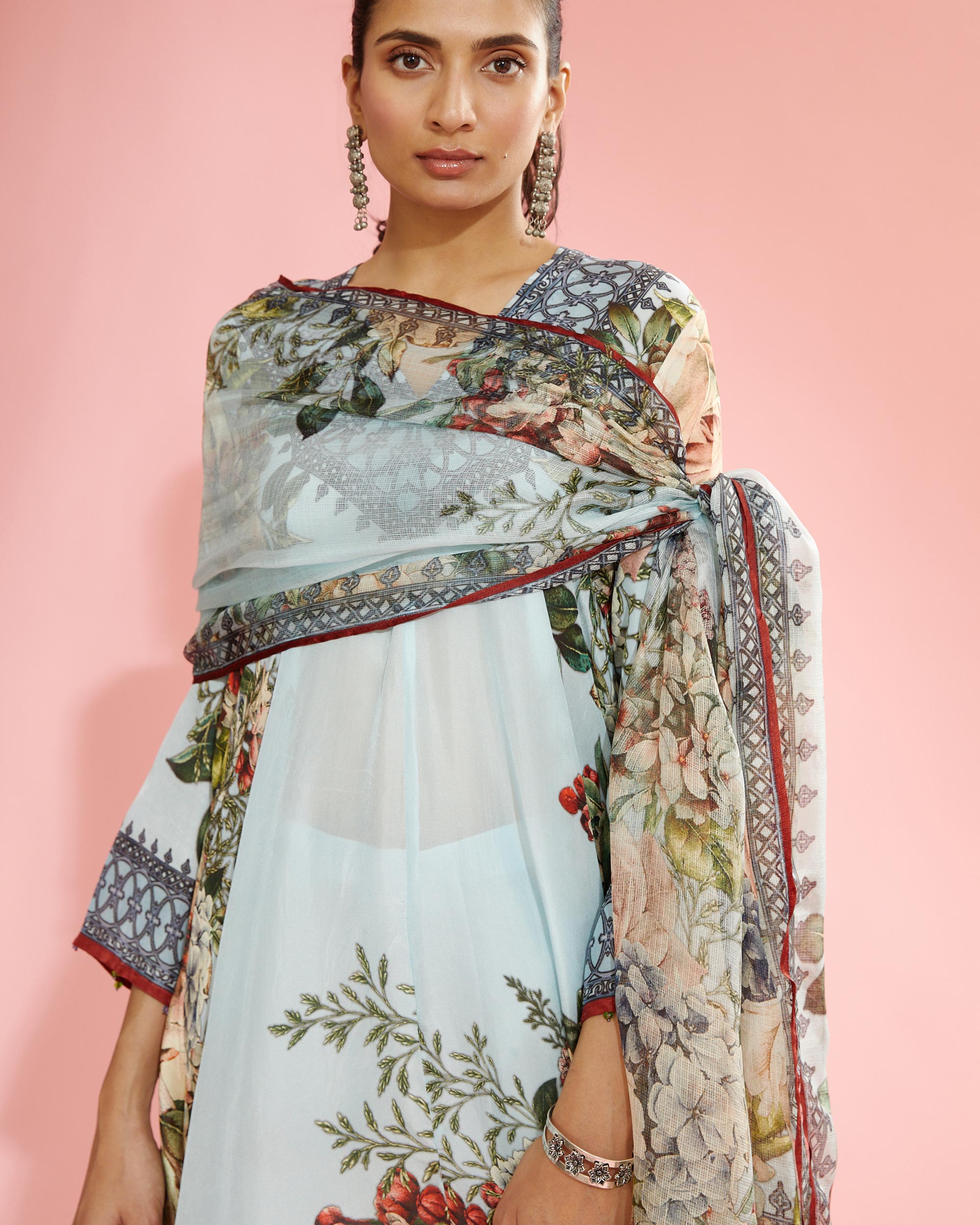 A Notting Hill Summer : Aarvi - Powder Blue
