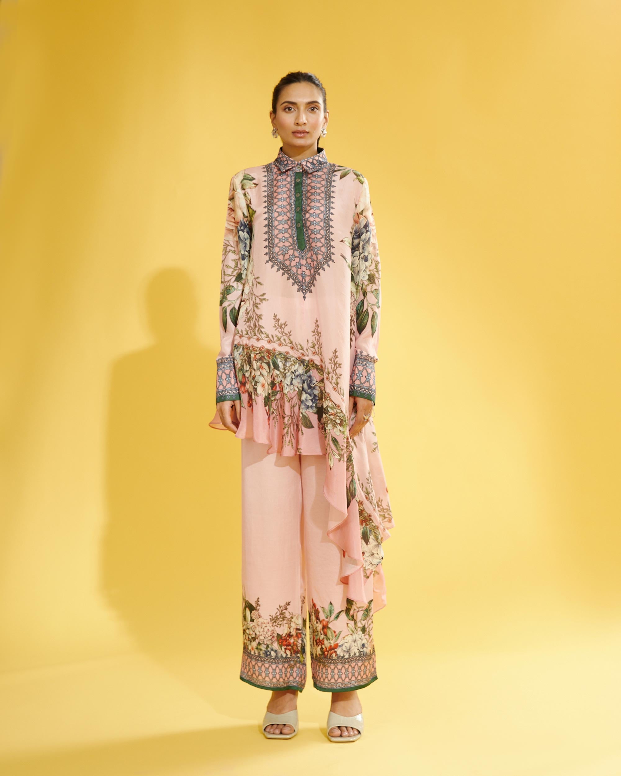 A Notting Hill Summer : Bijli - Blush